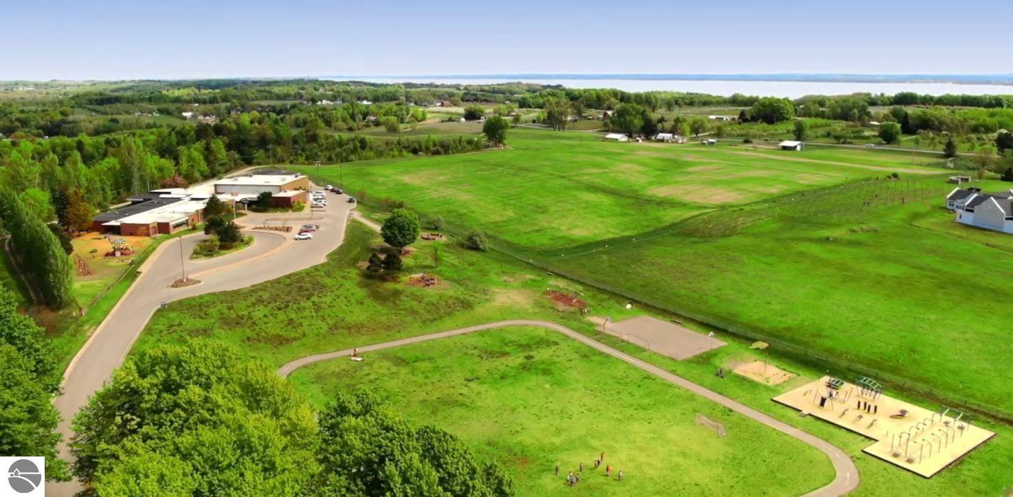 7320 Peninsula Drive