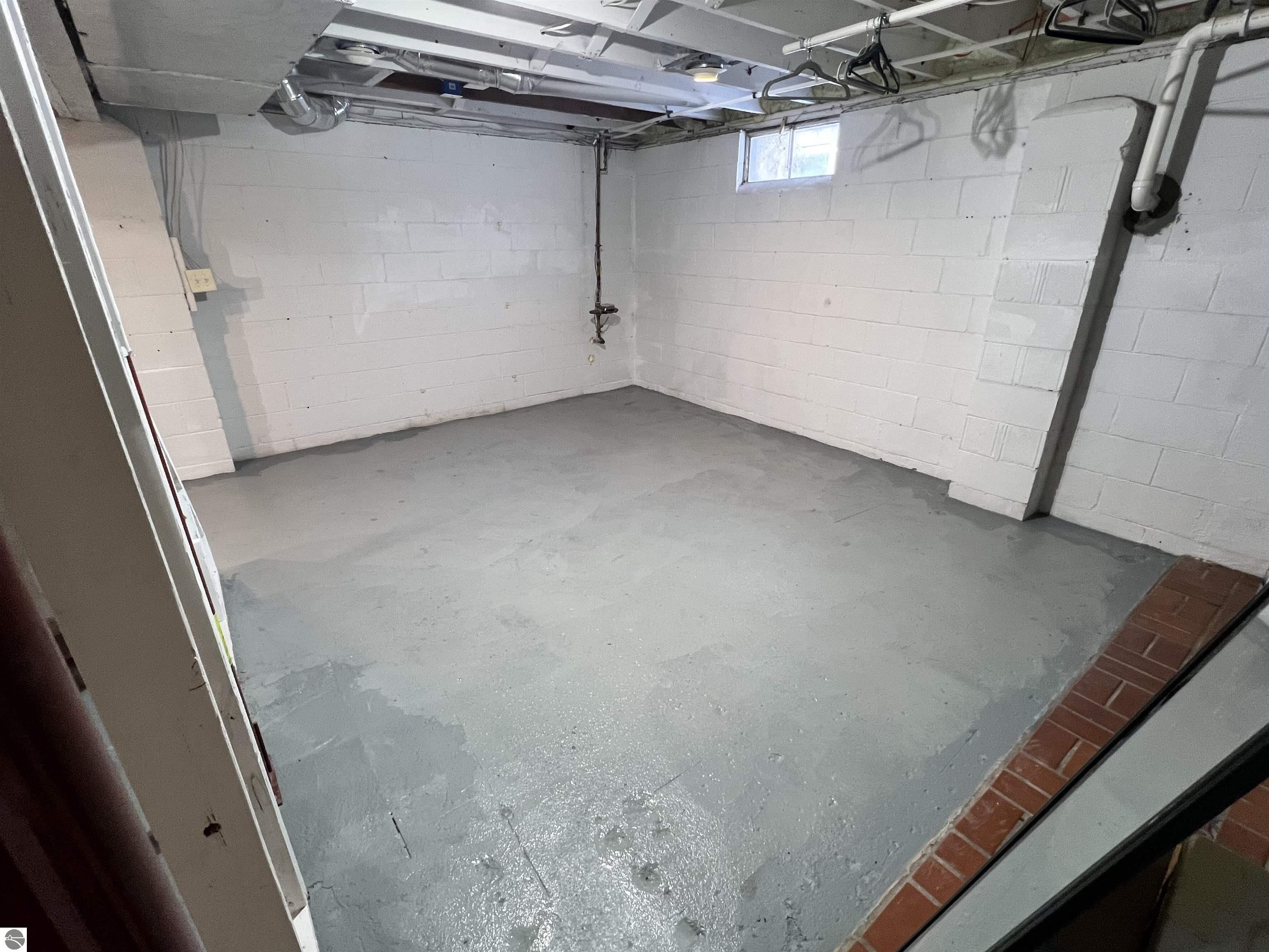 7320 Peninsula Drive