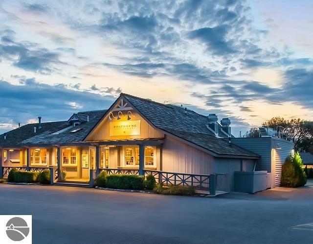 7320 Peninsula Drive