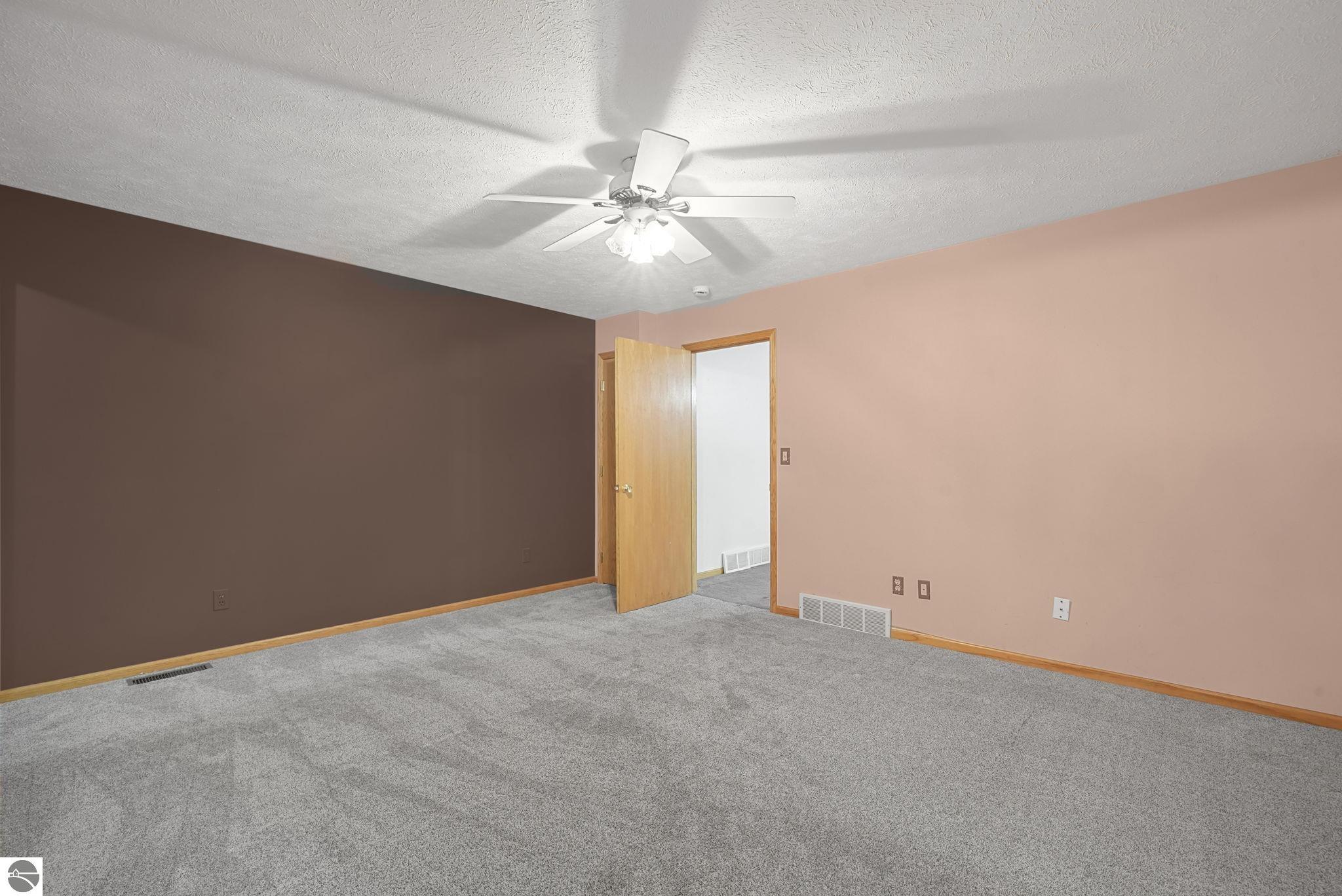 1251 Farmington Drive