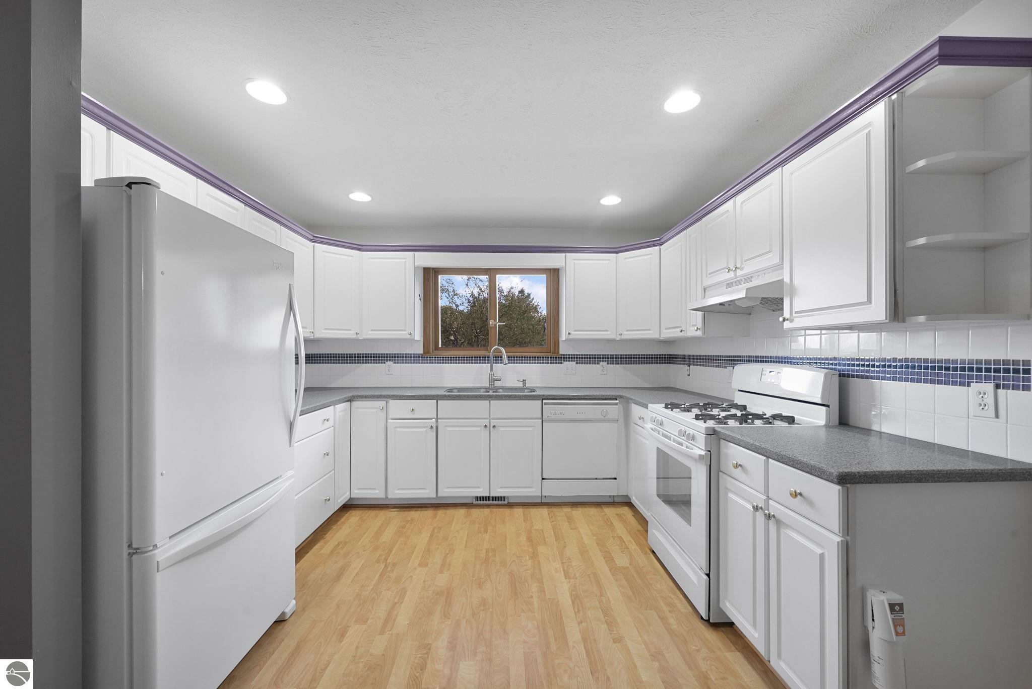 1251 Farmington Drive