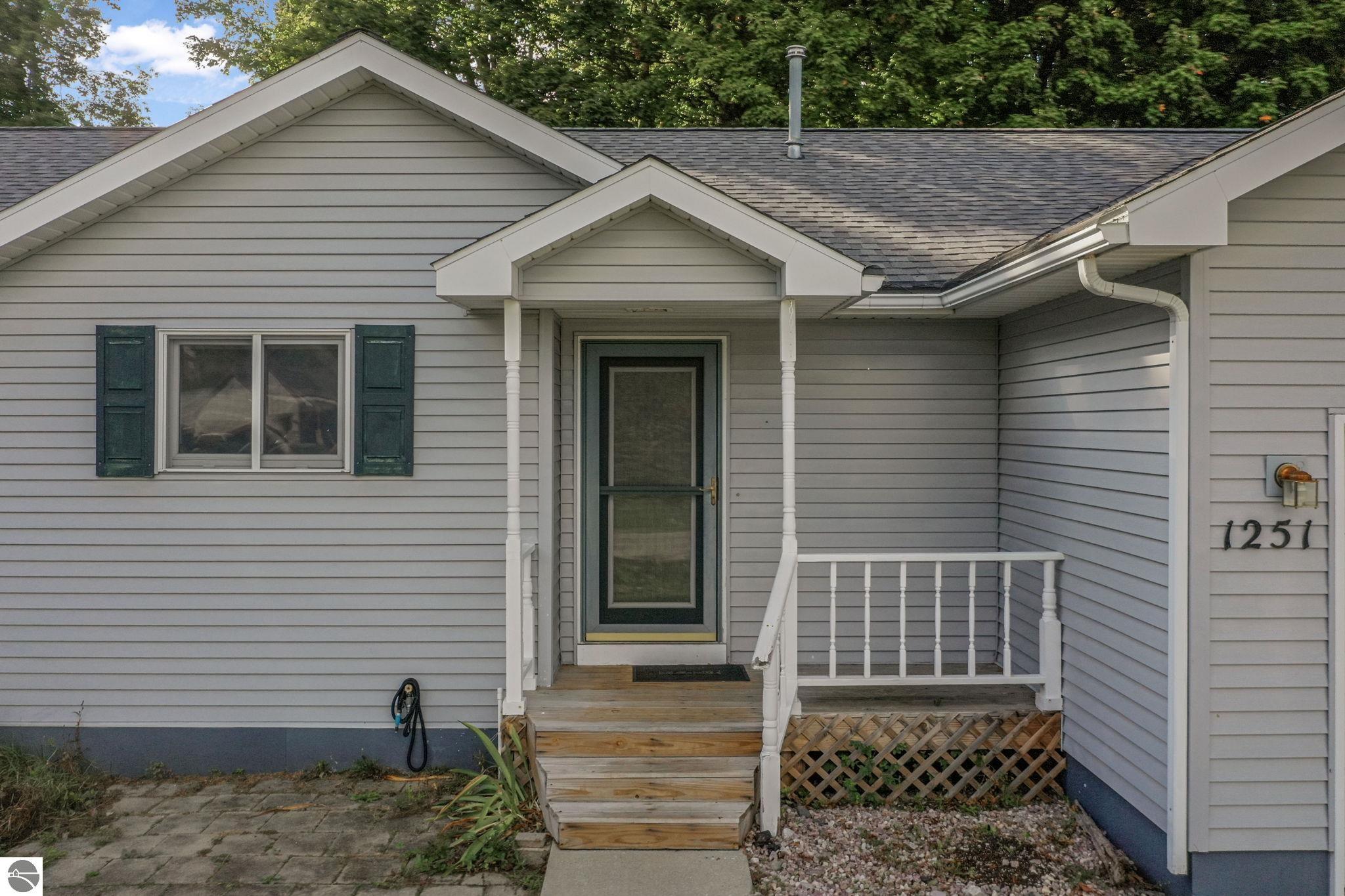 1251 Farmington Drive