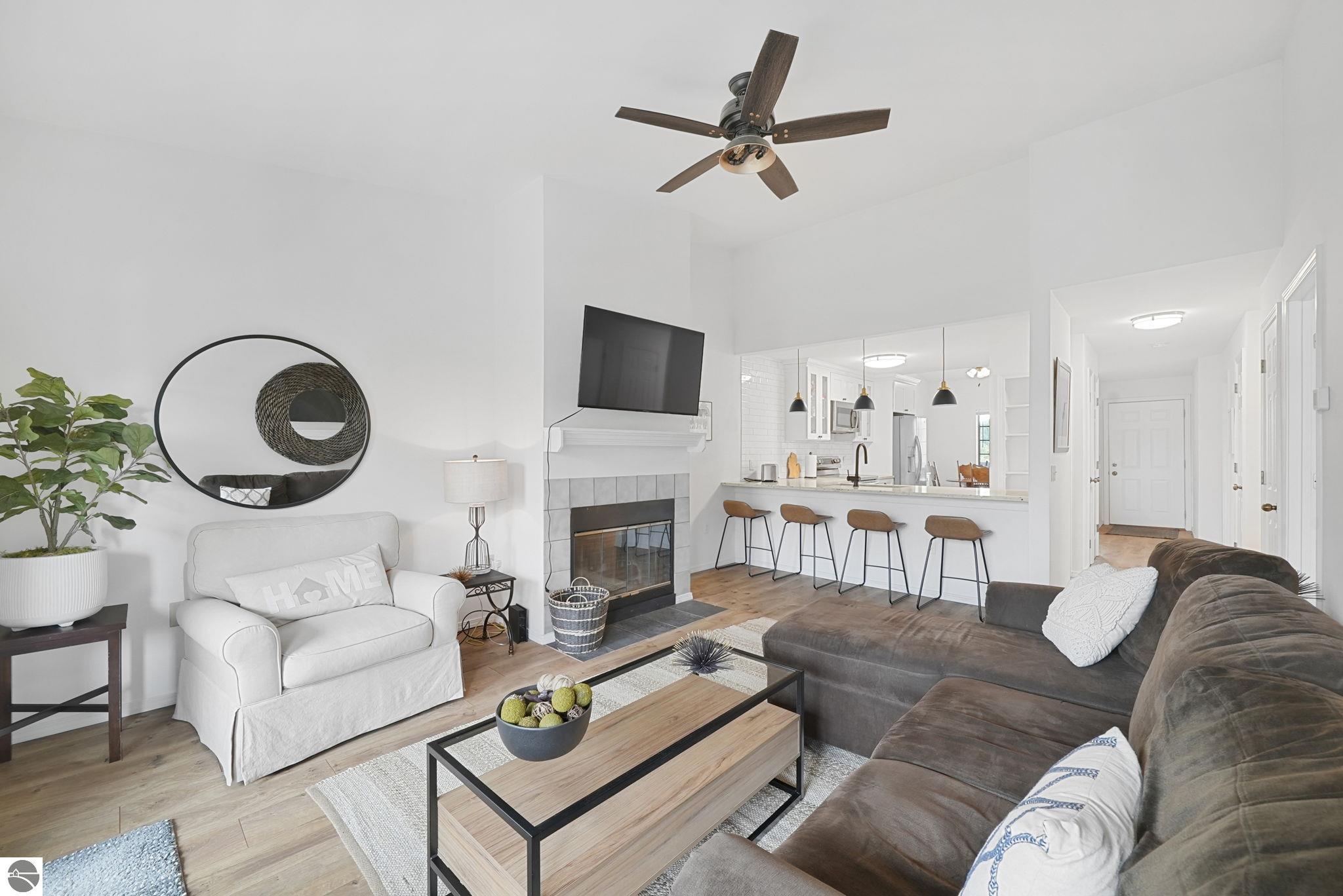 641 Riverine Drive # 302