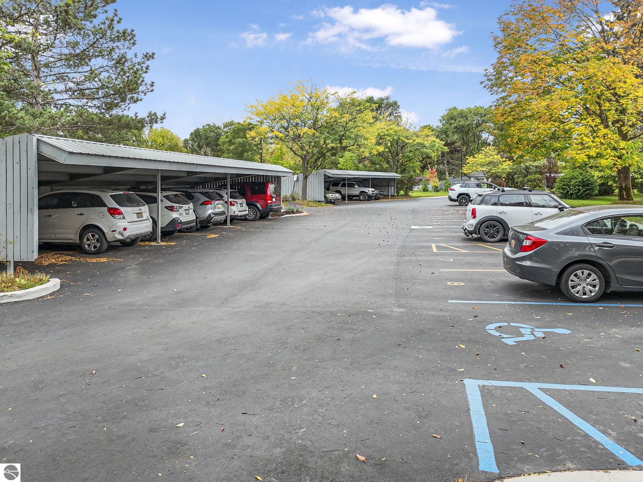 641 Riverine Drive # 302