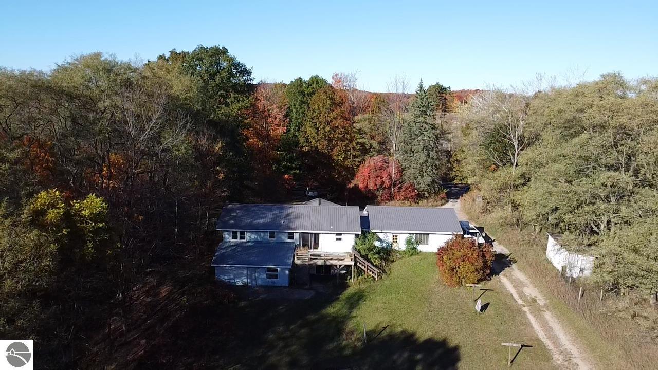 8721 Glover Lake Road