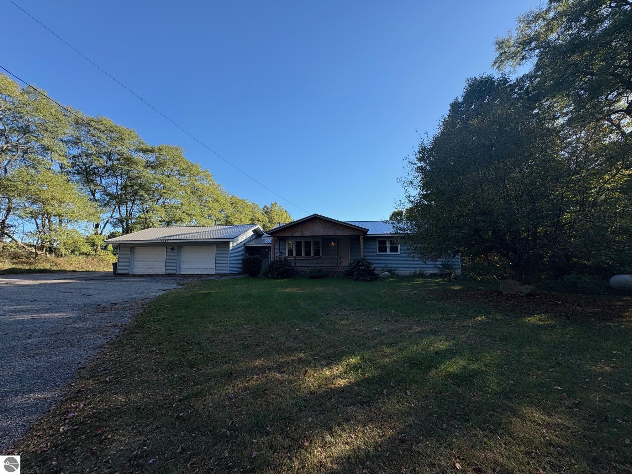 8721 Glover Lake Road