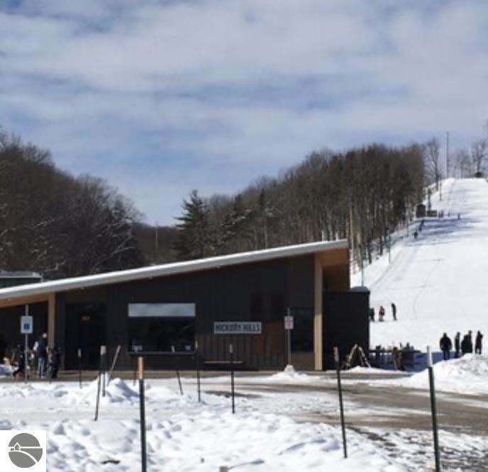 3756 Country Club Drive # 9