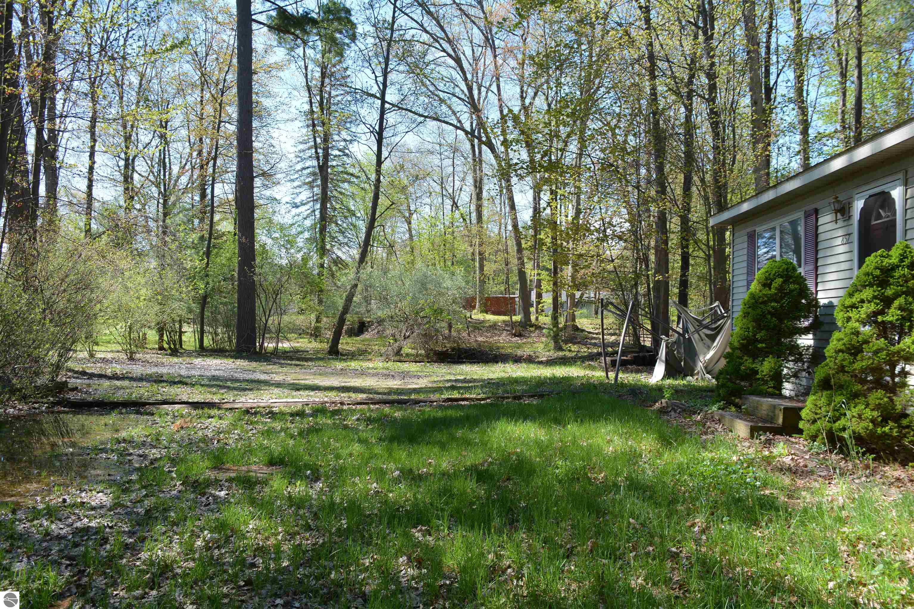 857 Maryjo Drive