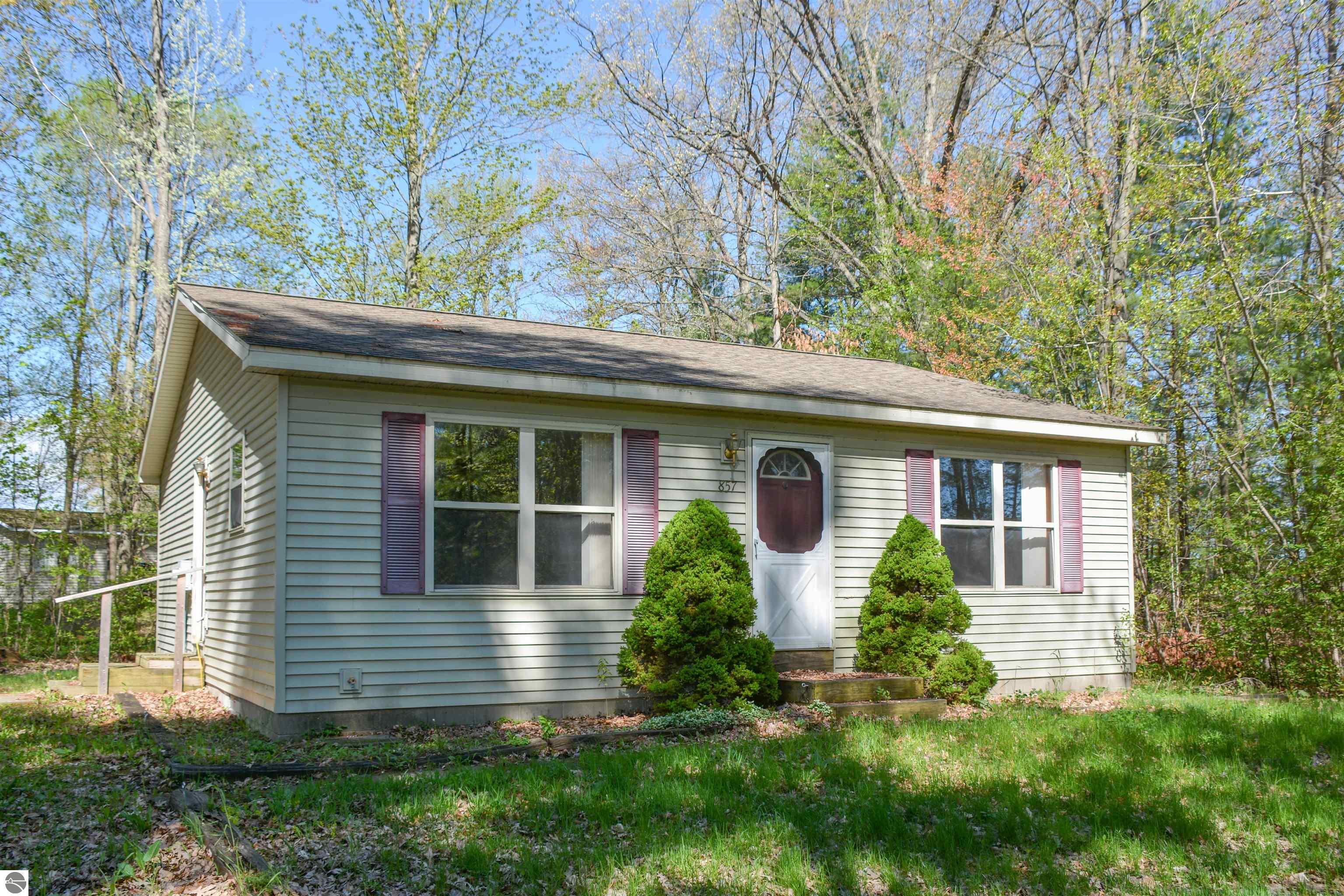 857 Maryjo Drive