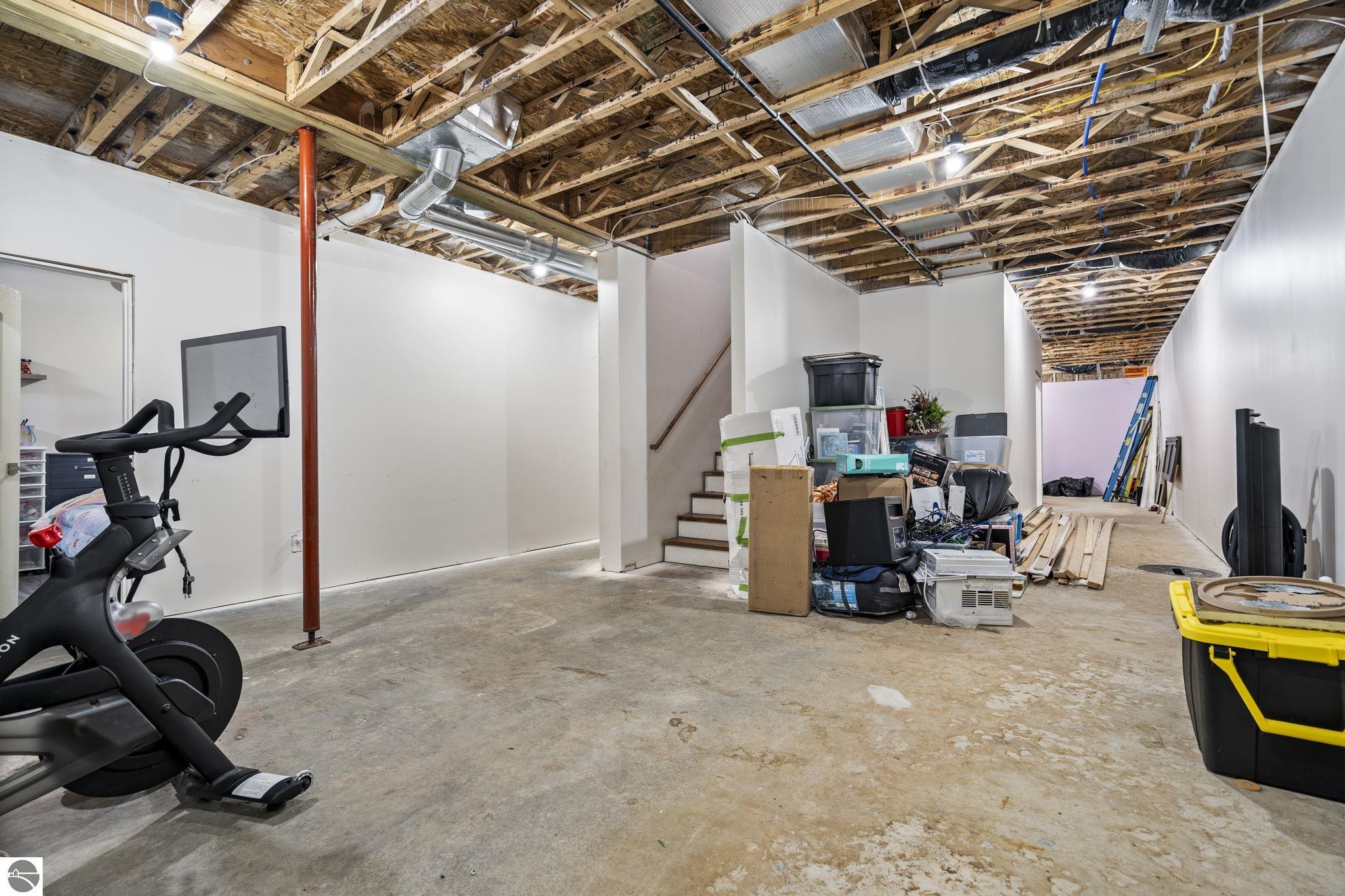 1111 SE East Lake Drive