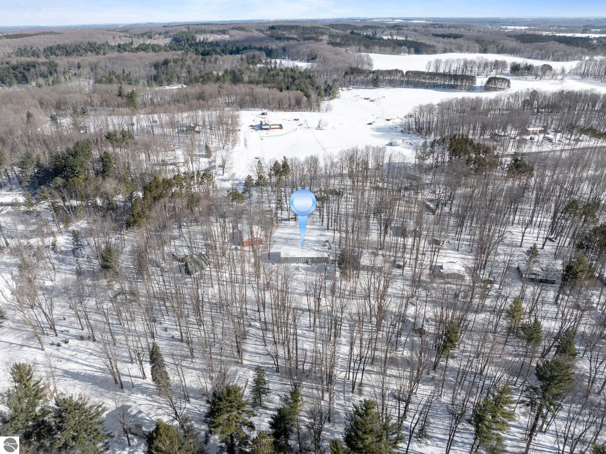 1111 SE East Lake Drive