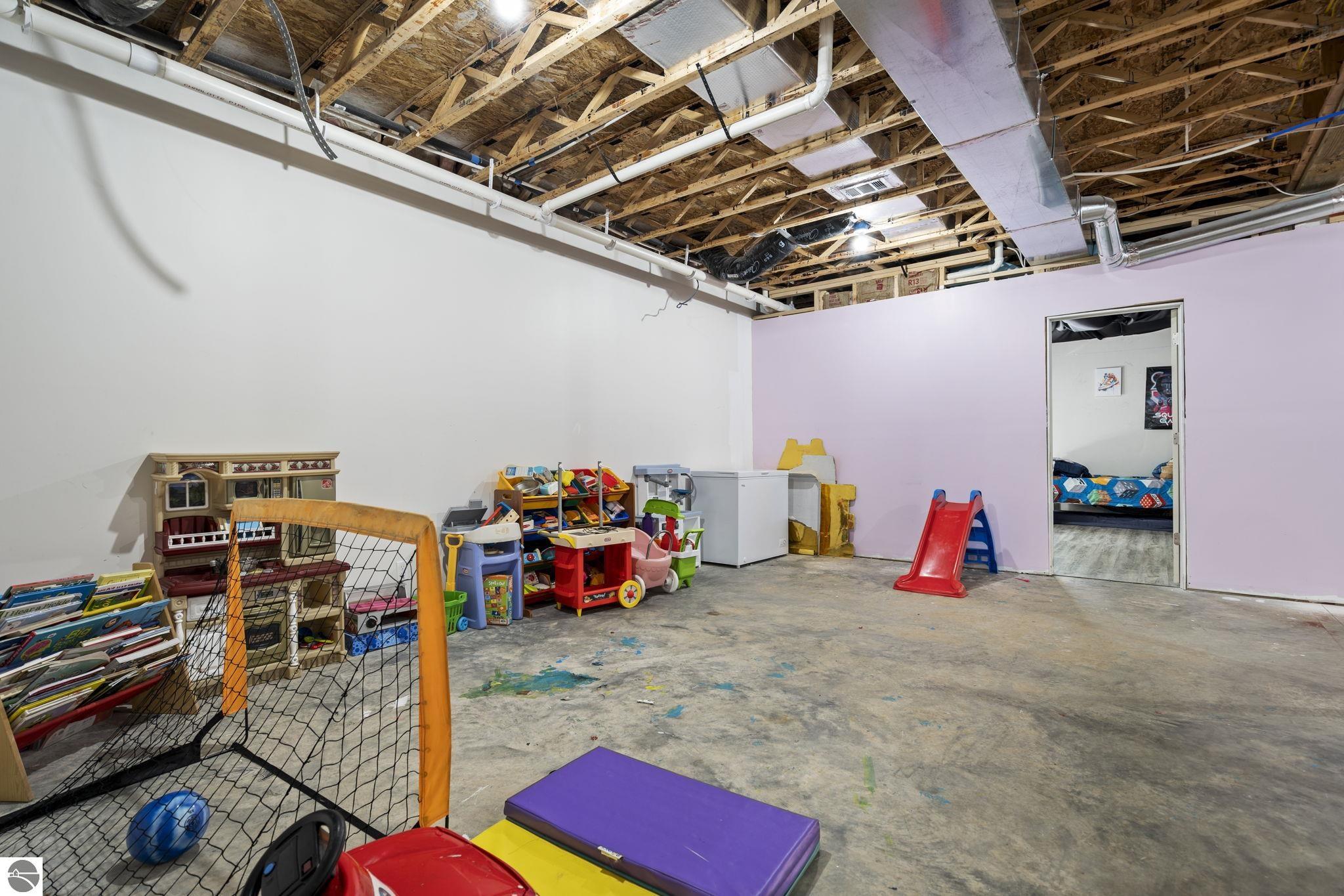 1111 SE East Lake Drive