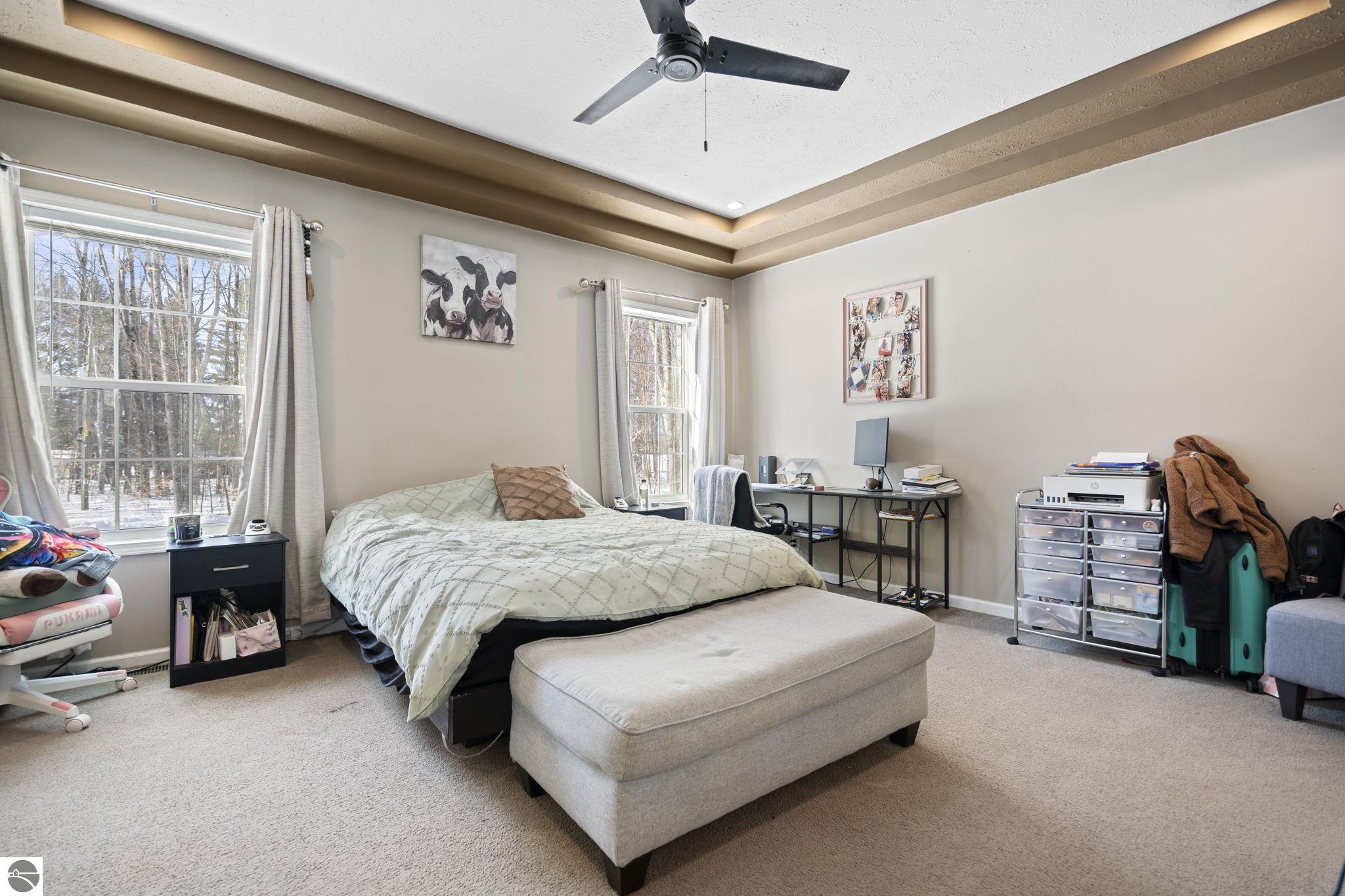 1111 SE East Lake Drive