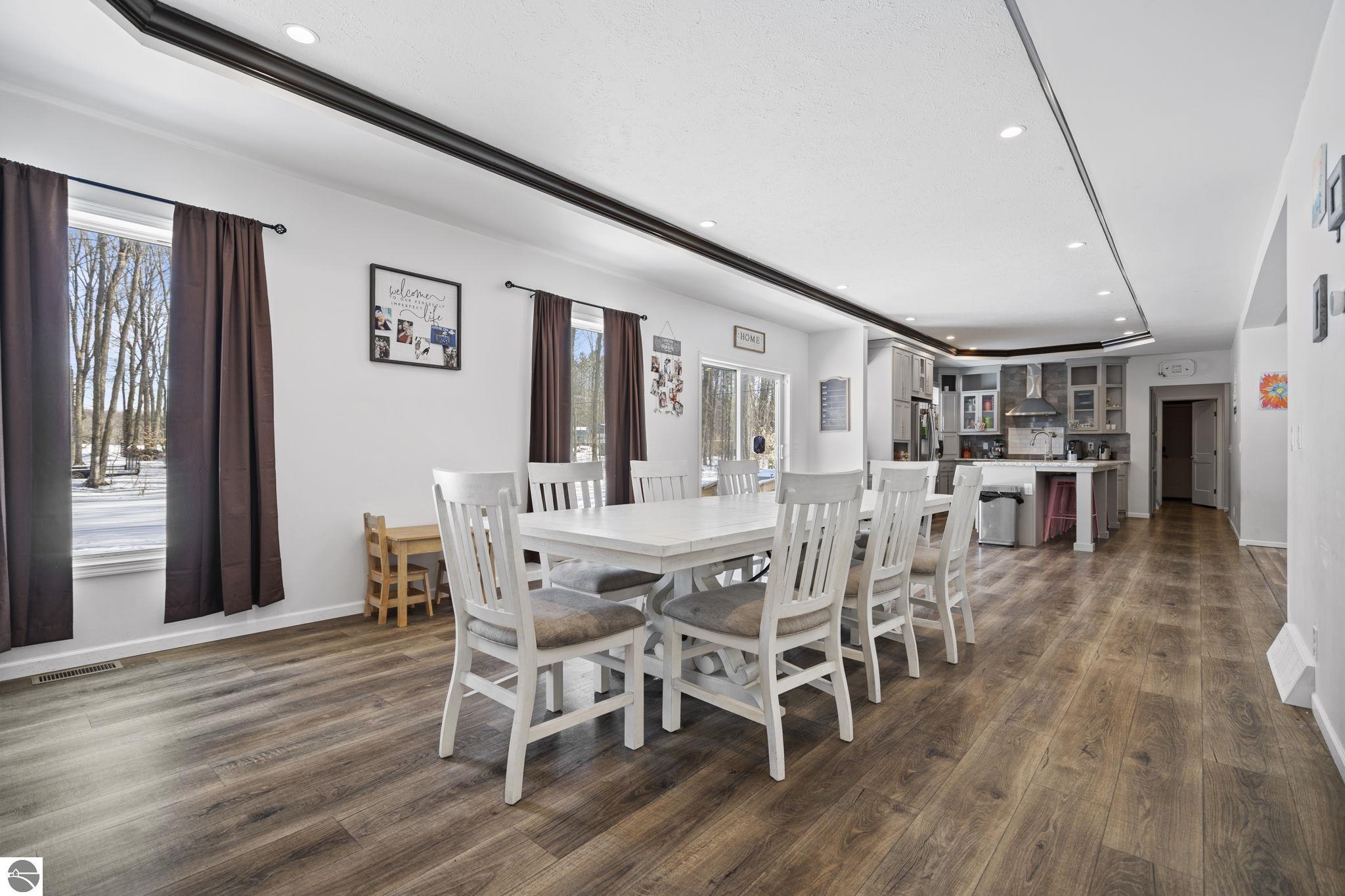 1111 SE East Lake Drive