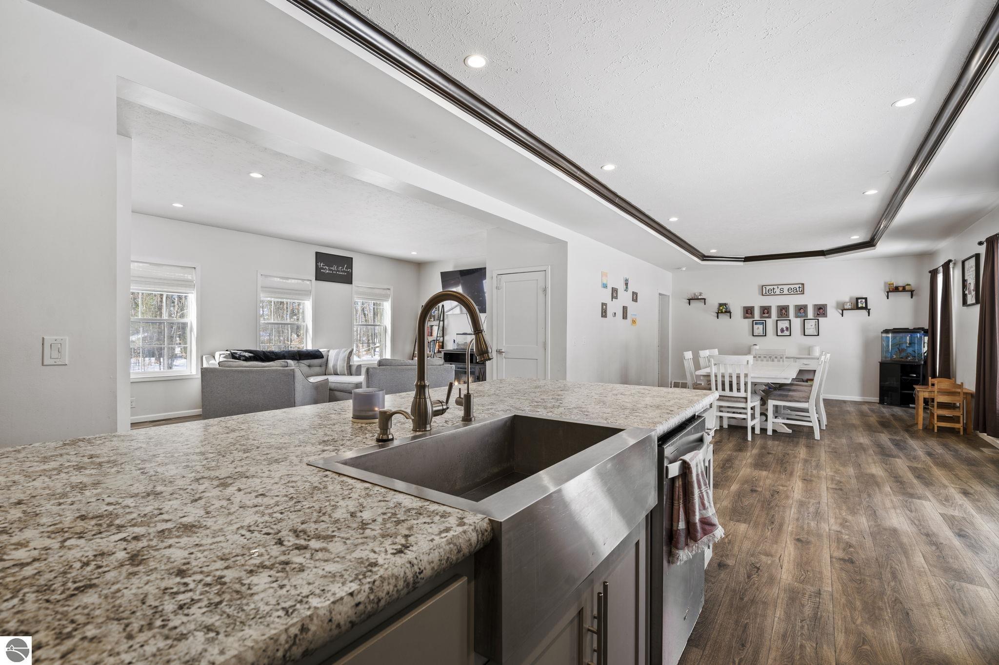 1111 SE East Lake Drive