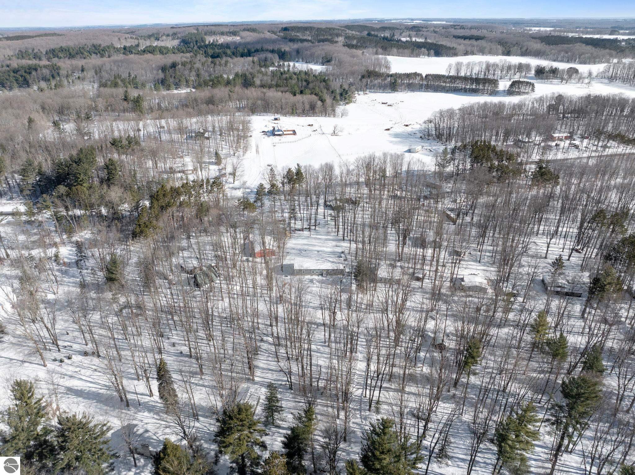 1111 SE East Lake Drive