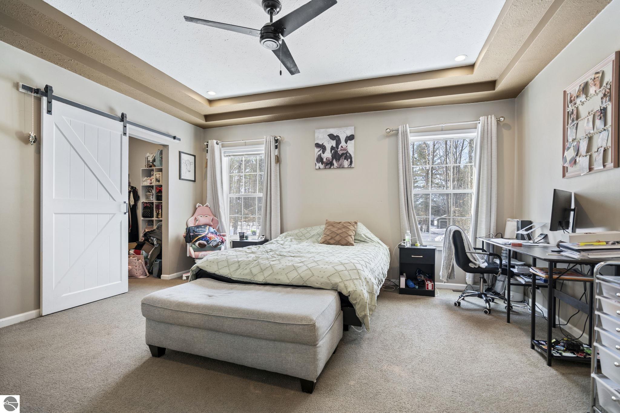 1111 SE East Lake Drive