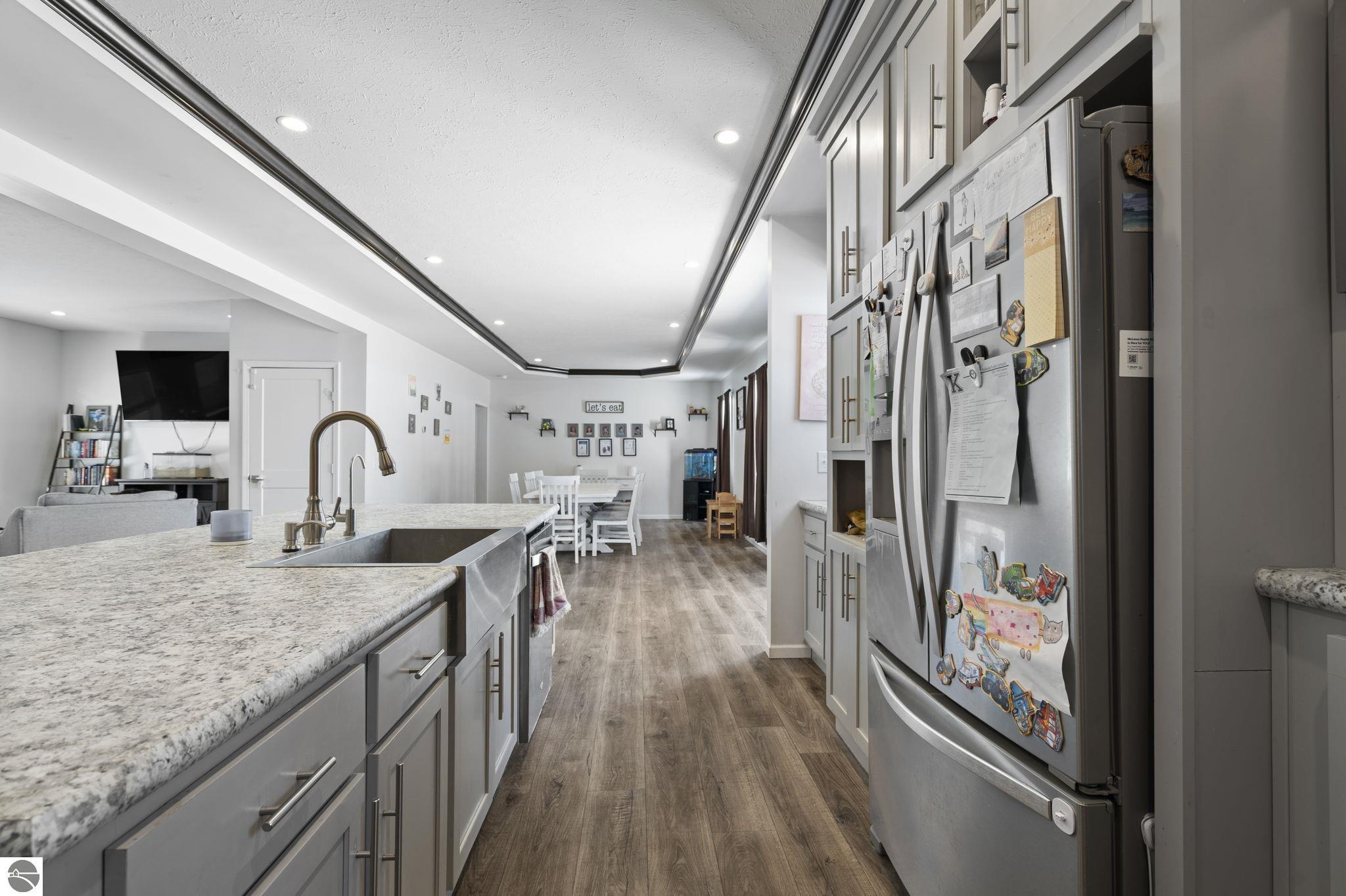 1111 SE East Lake Drive