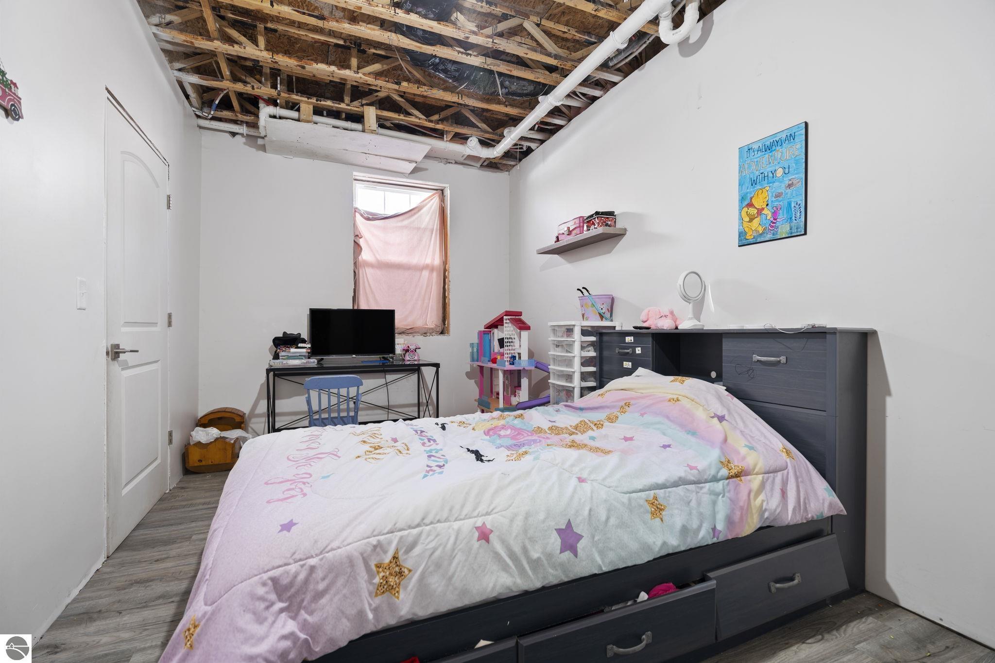 1111 SE East Lake Drive