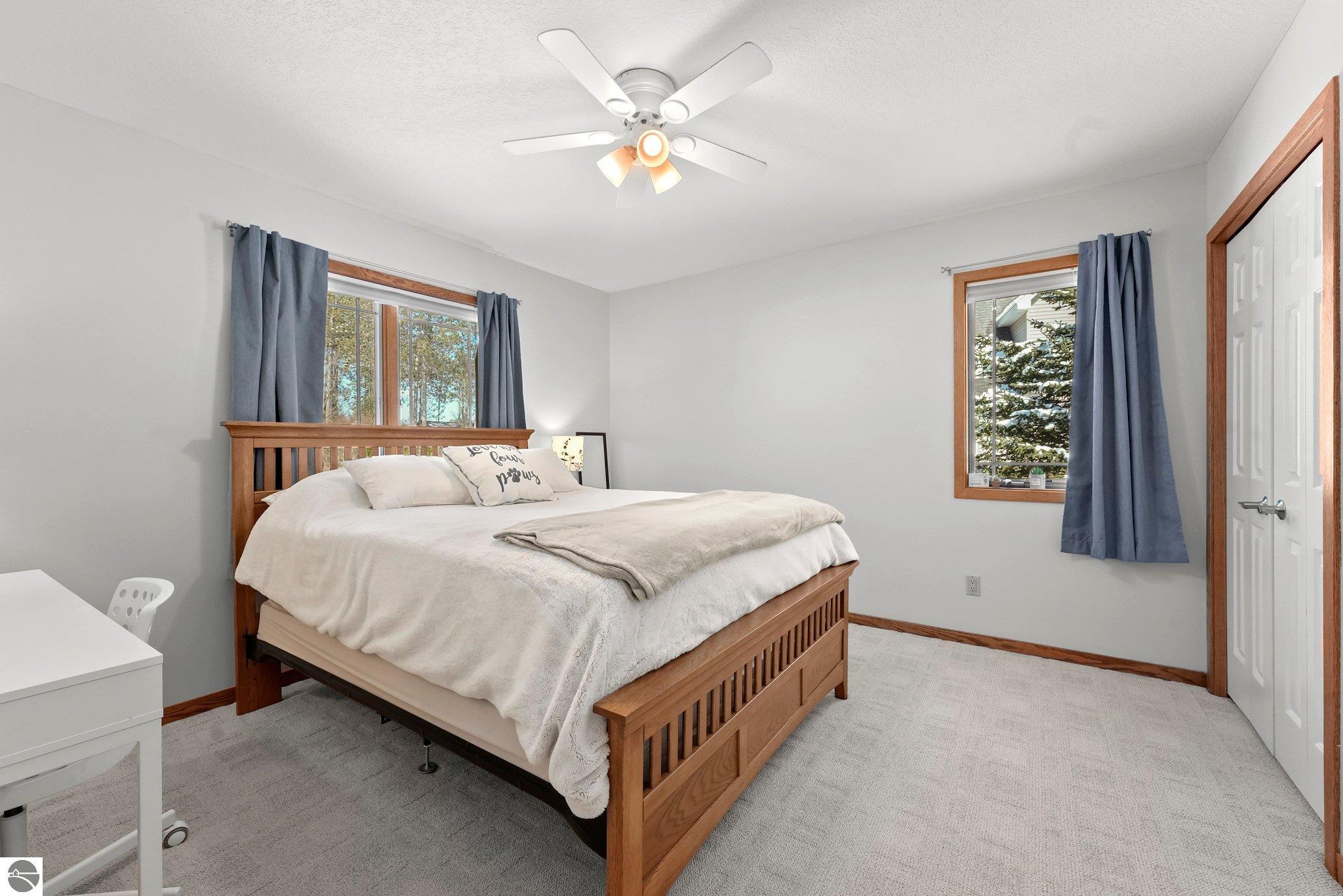 1546 Nightingale Lane