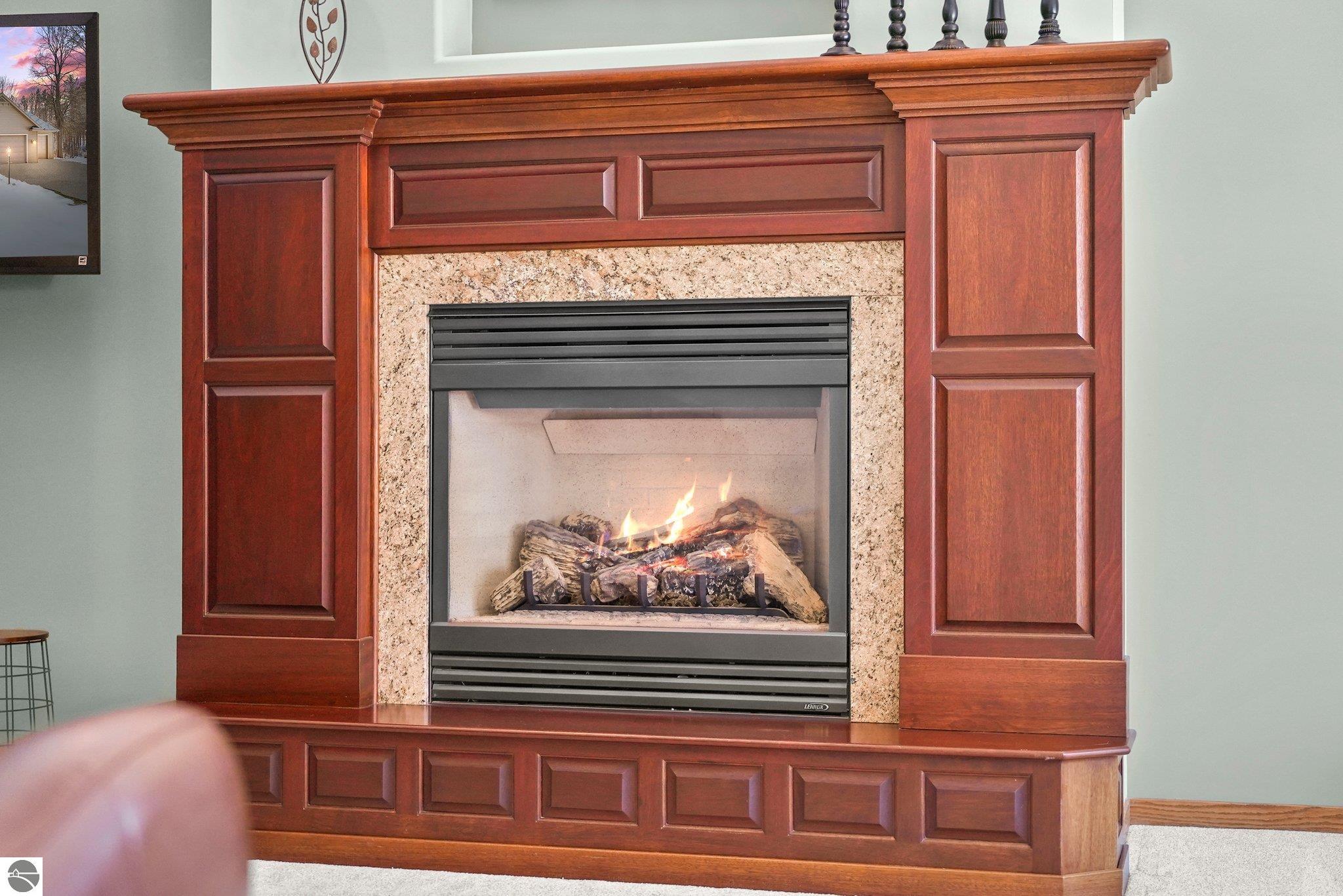 1546 Nightingale Lane