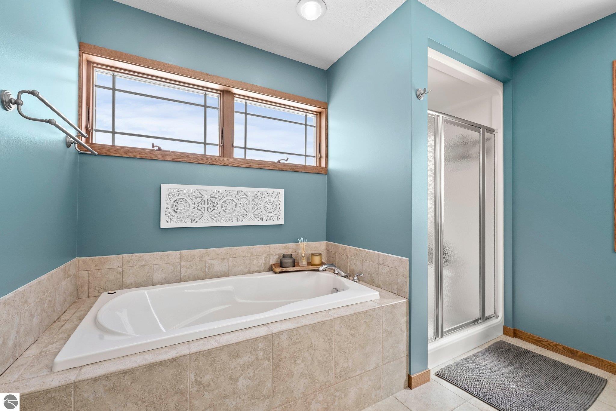 1546 Nightingale Lane