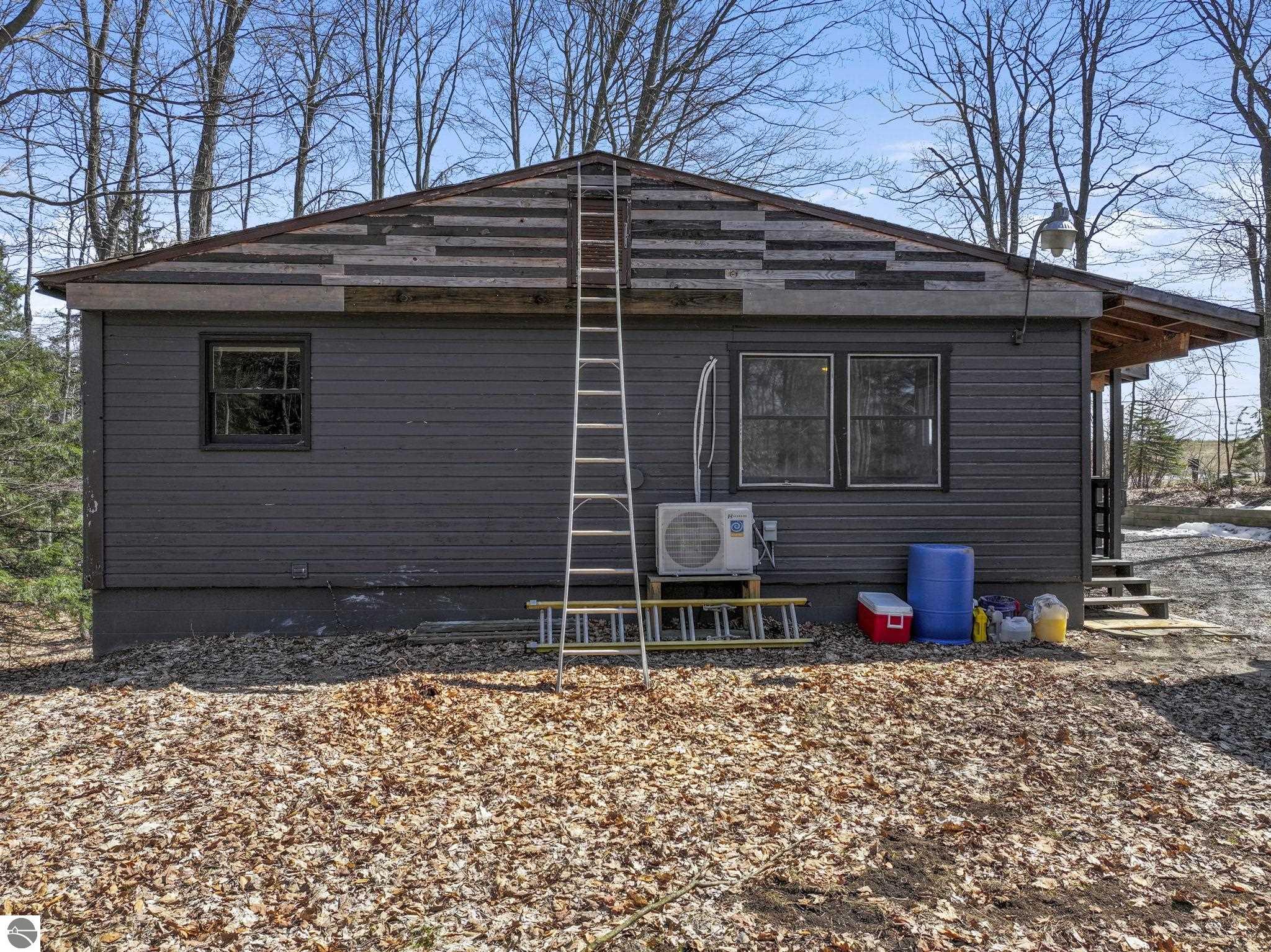 510 S Three Mile Road