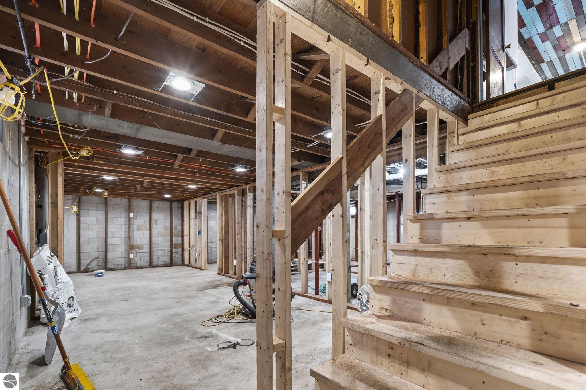 510 S Three Mile Road