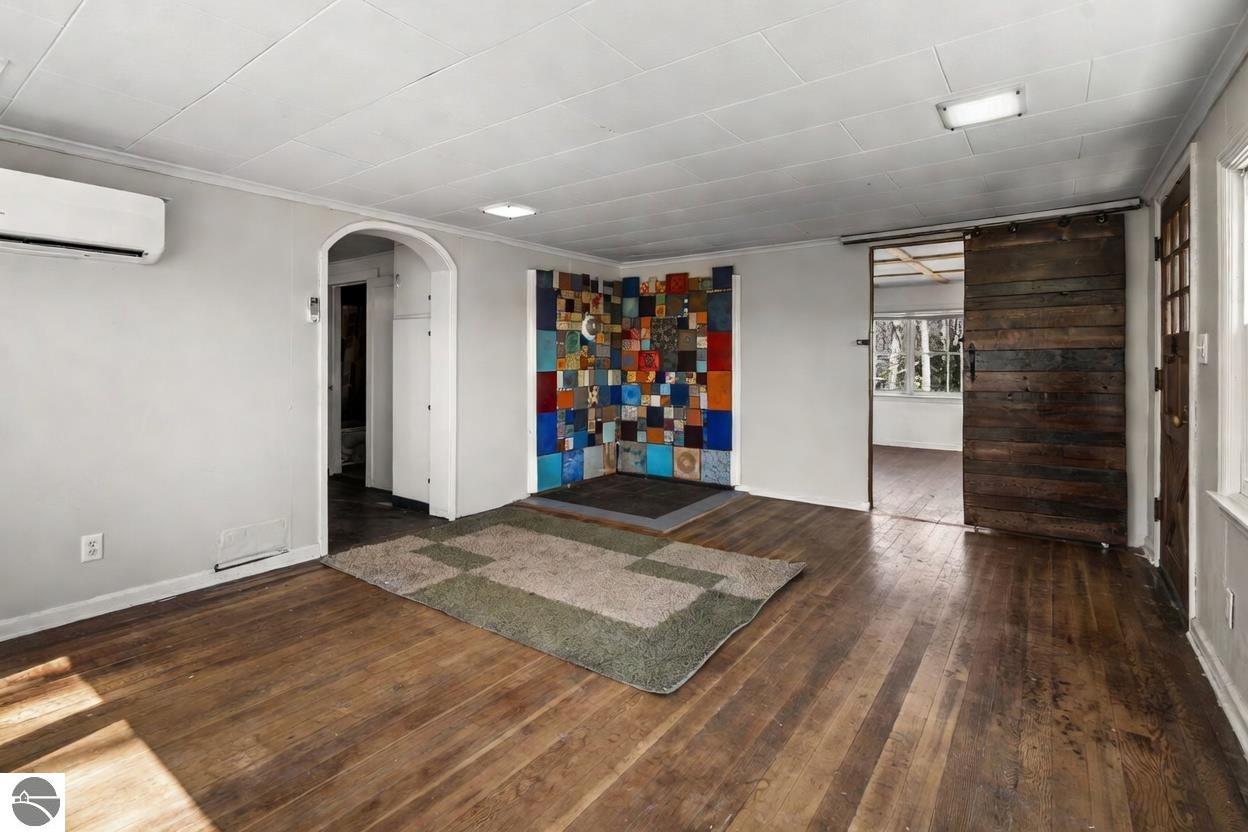 510 S Three Mile Road