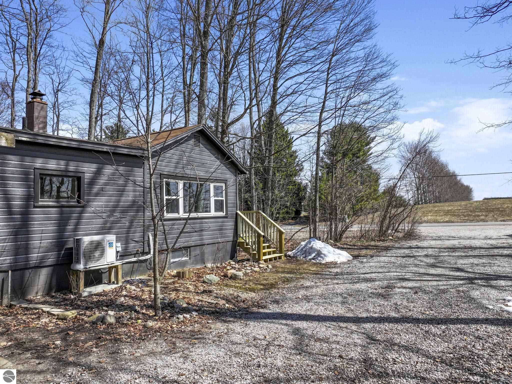 510 S Three Mile Road