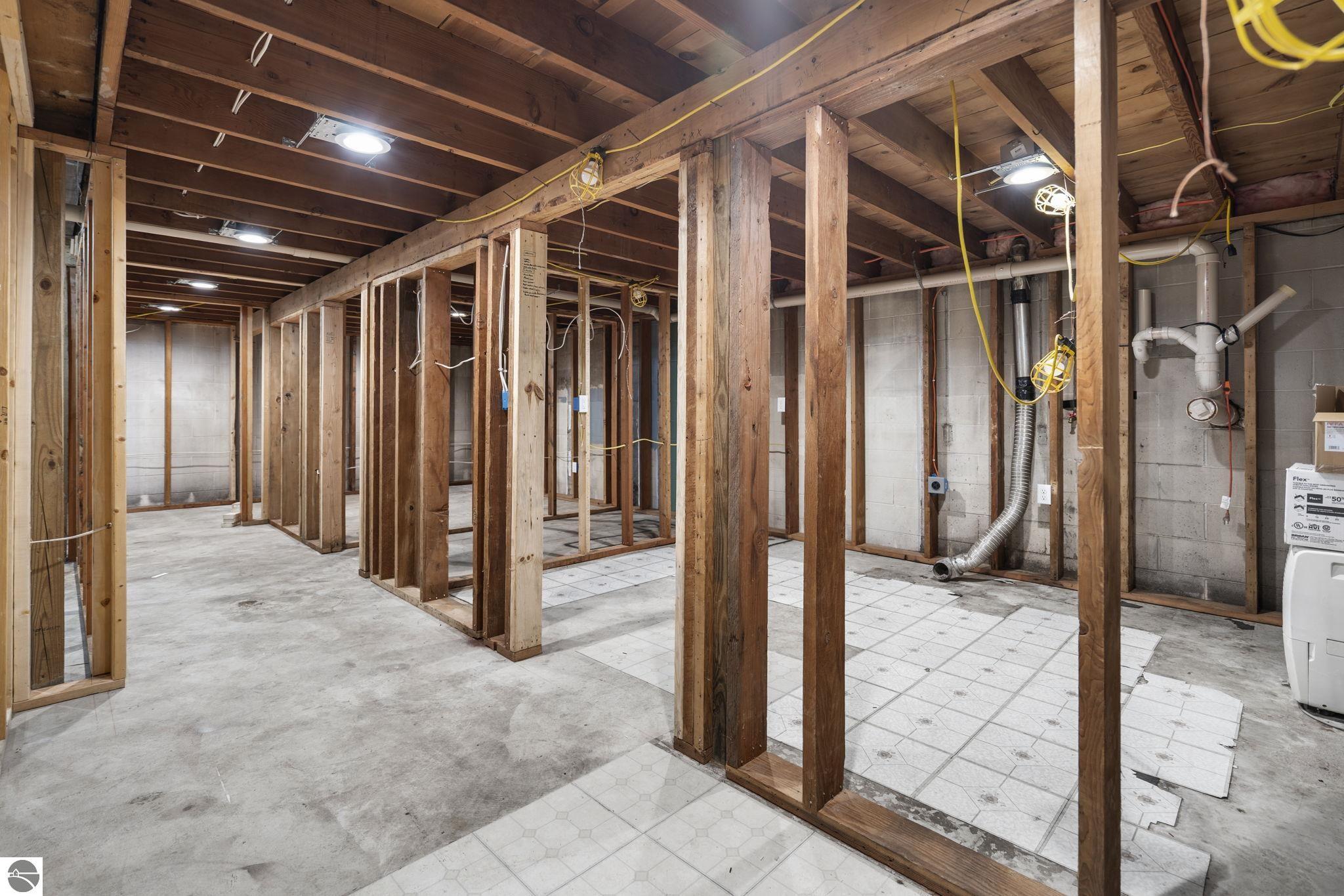 510 S Three Mile Road