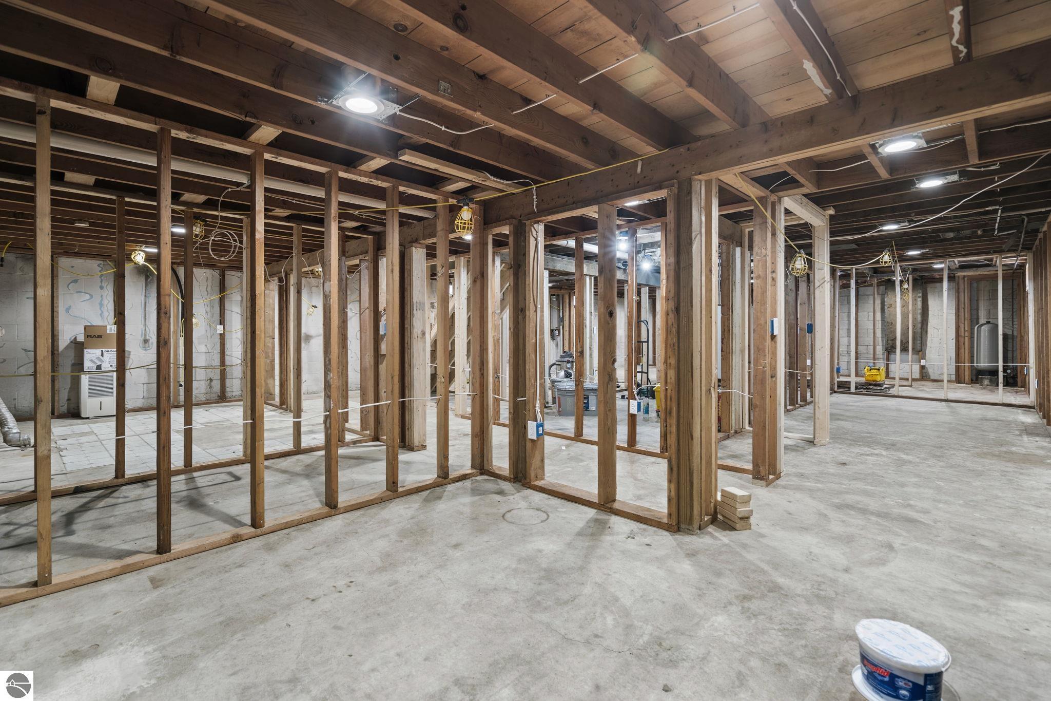 510 S Three Mile Road