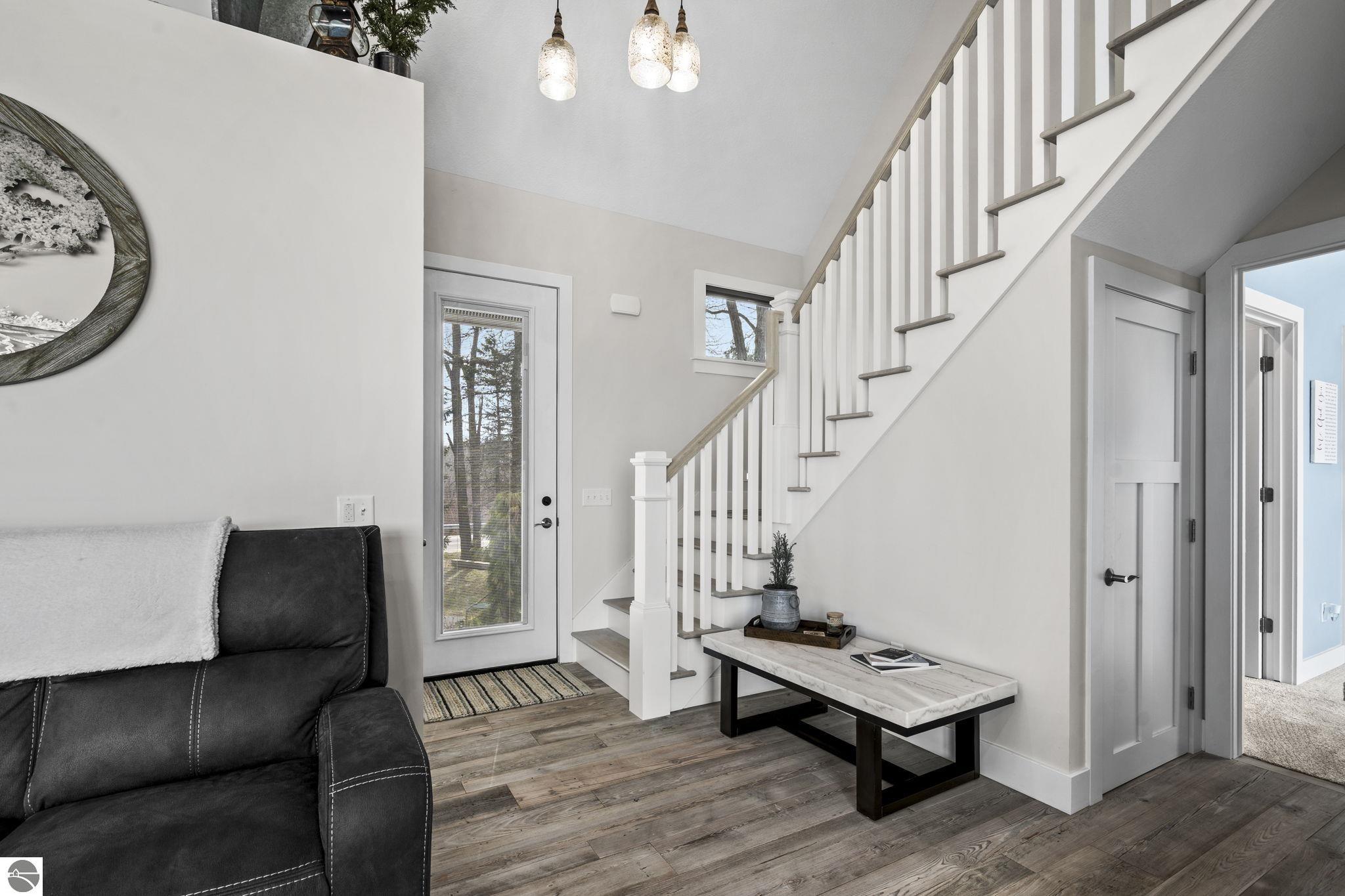 3126 Lake Shore Road