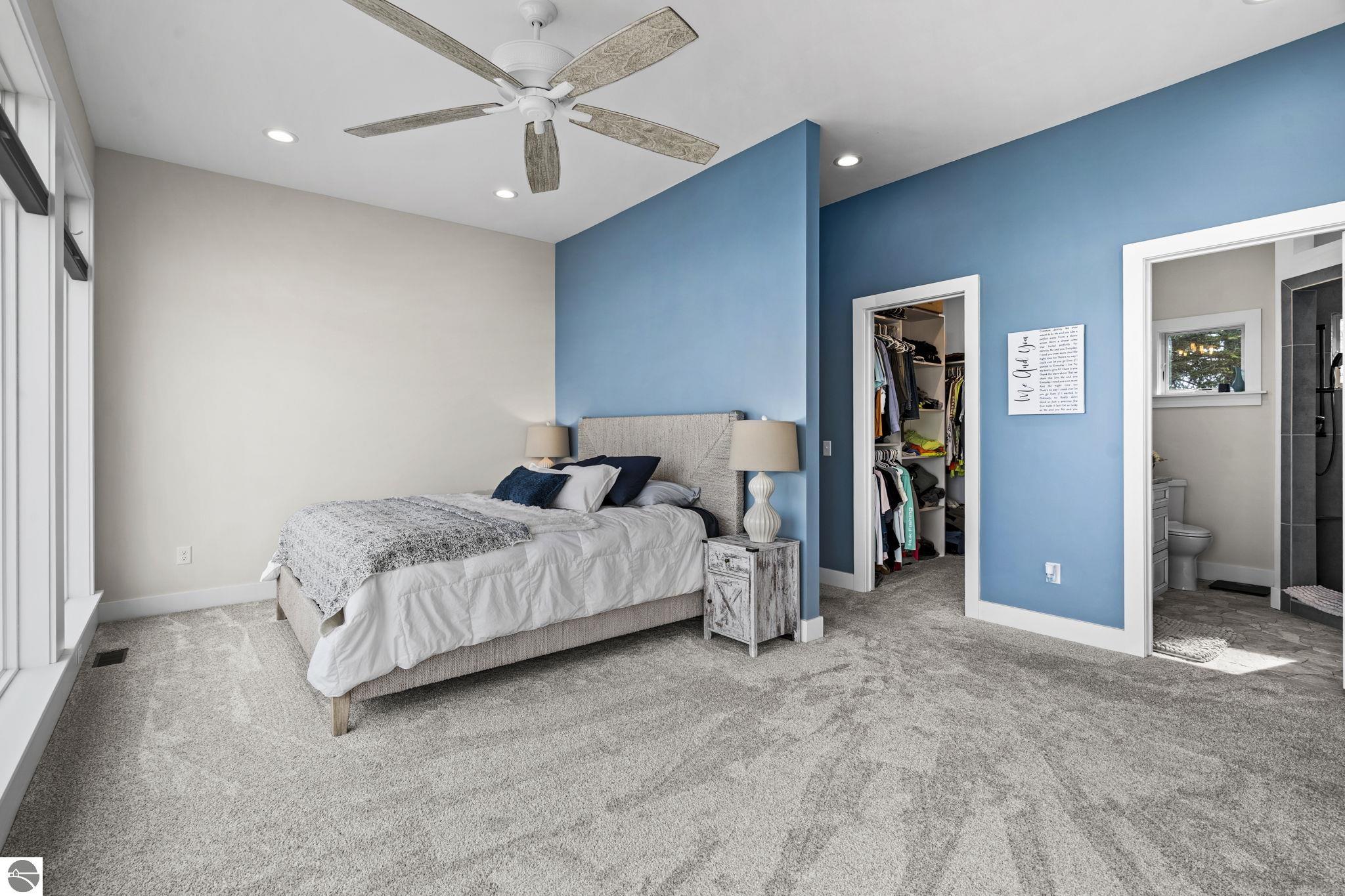 3126 Lake Shore Road