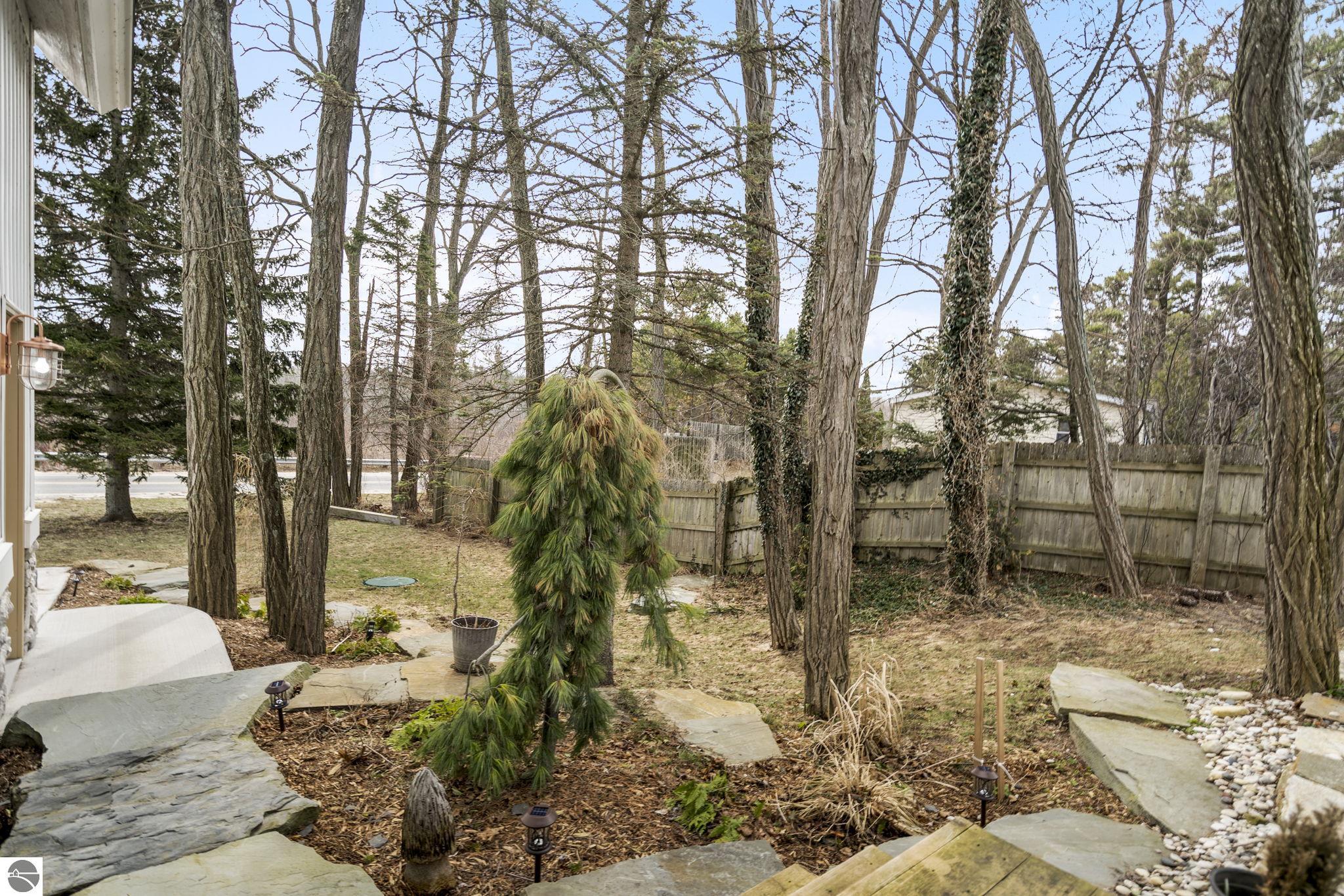 3126 Lake Shore Road