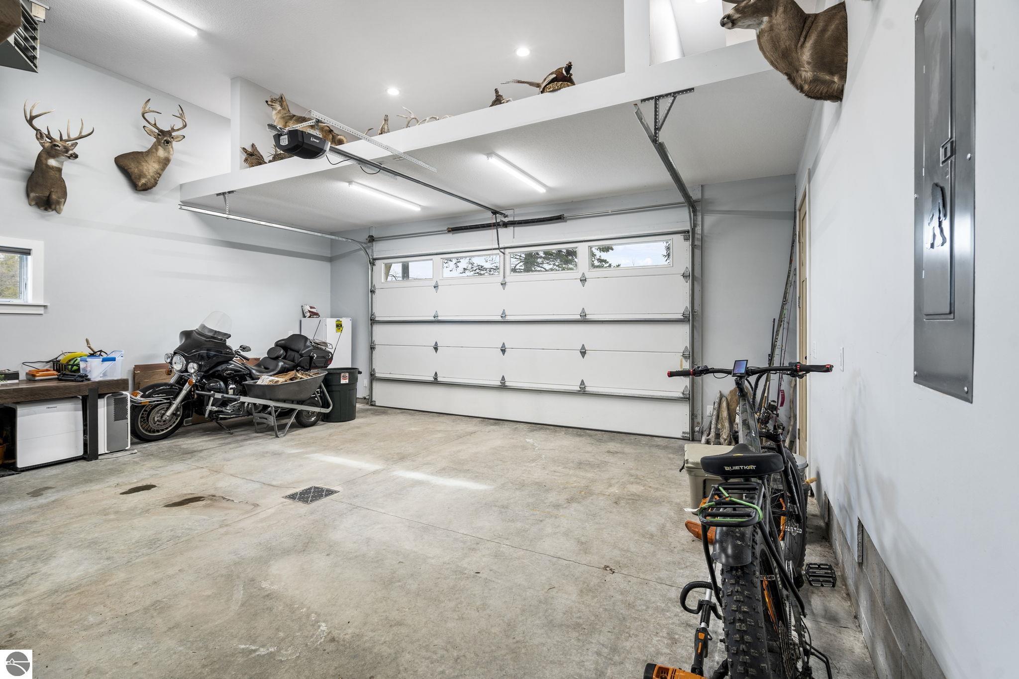 3126 Lake Shore Road