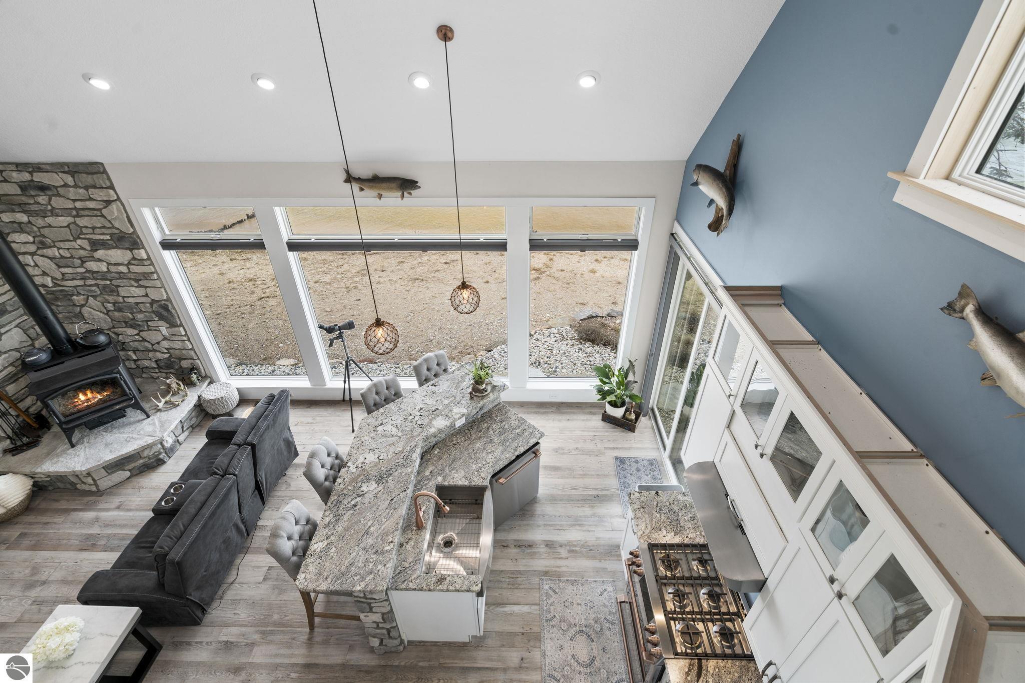 3126 Lake Shore Road