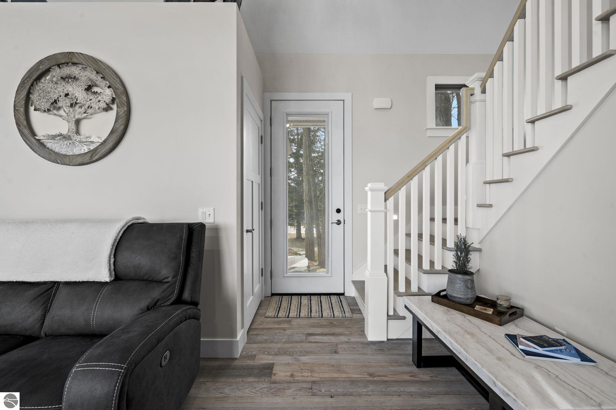 3126 Lake Shore Road