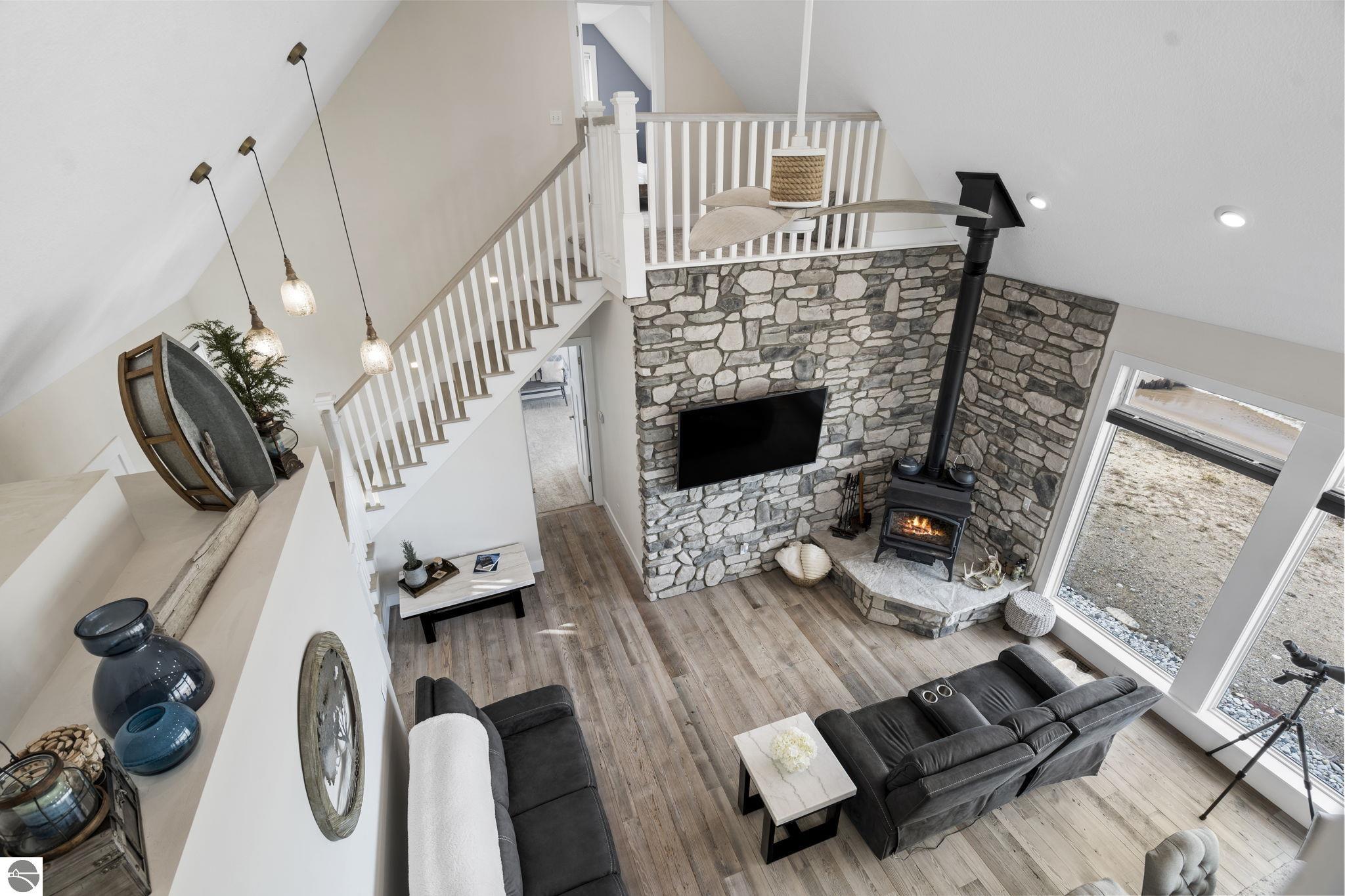 3126 Lake Shore Road