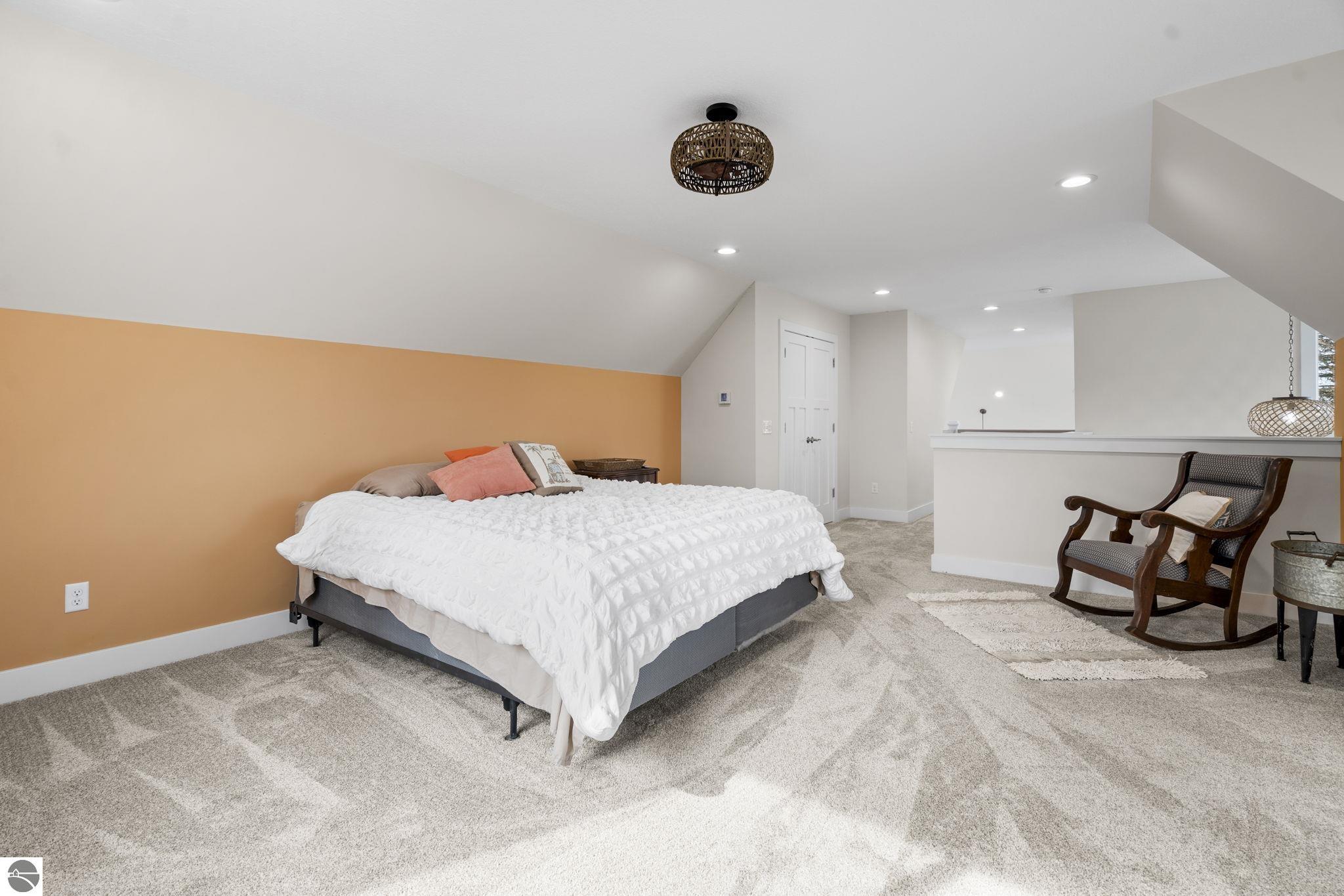 3126 Lake Shore Road