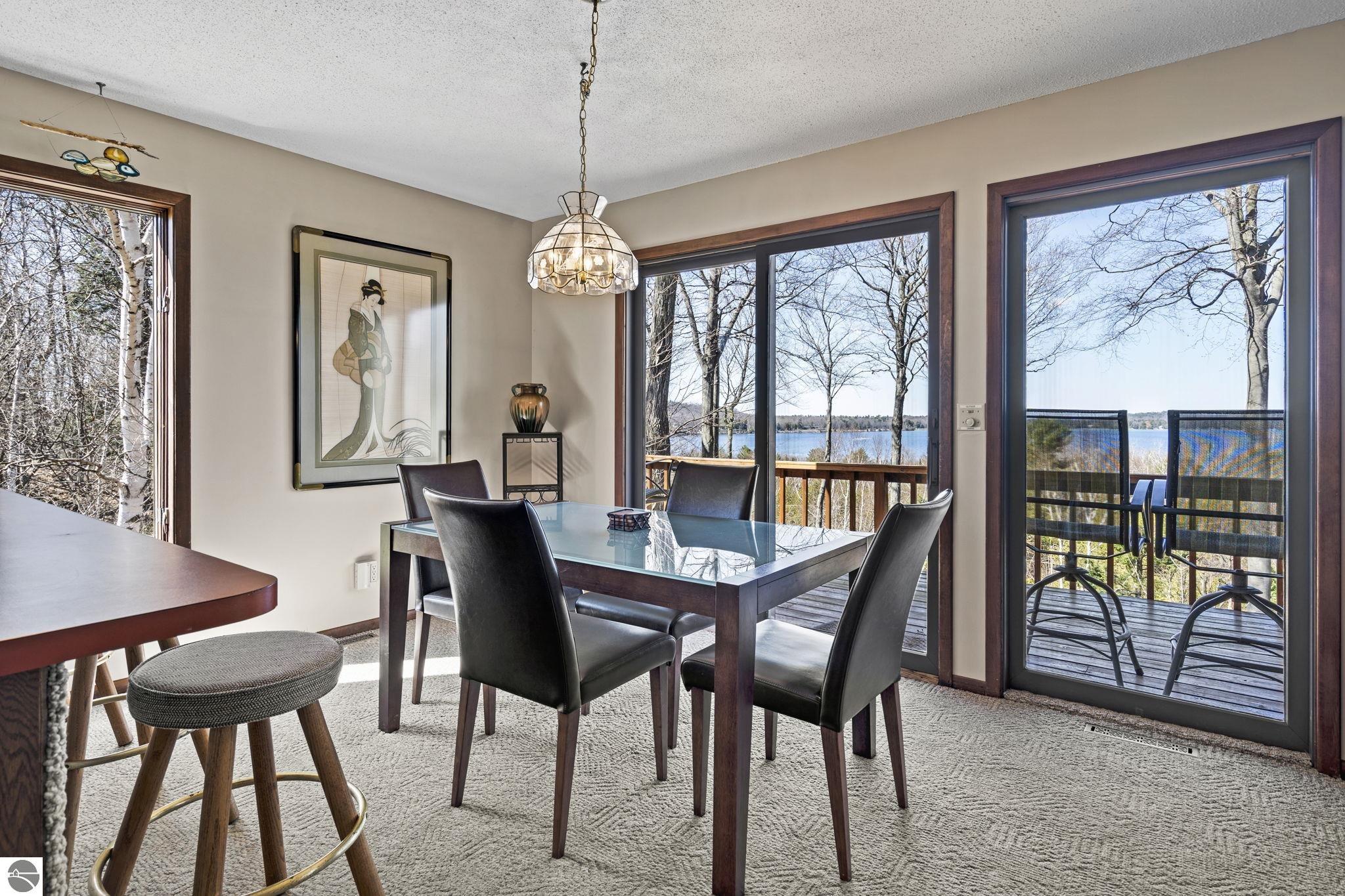 4692 E Duck Lake Road