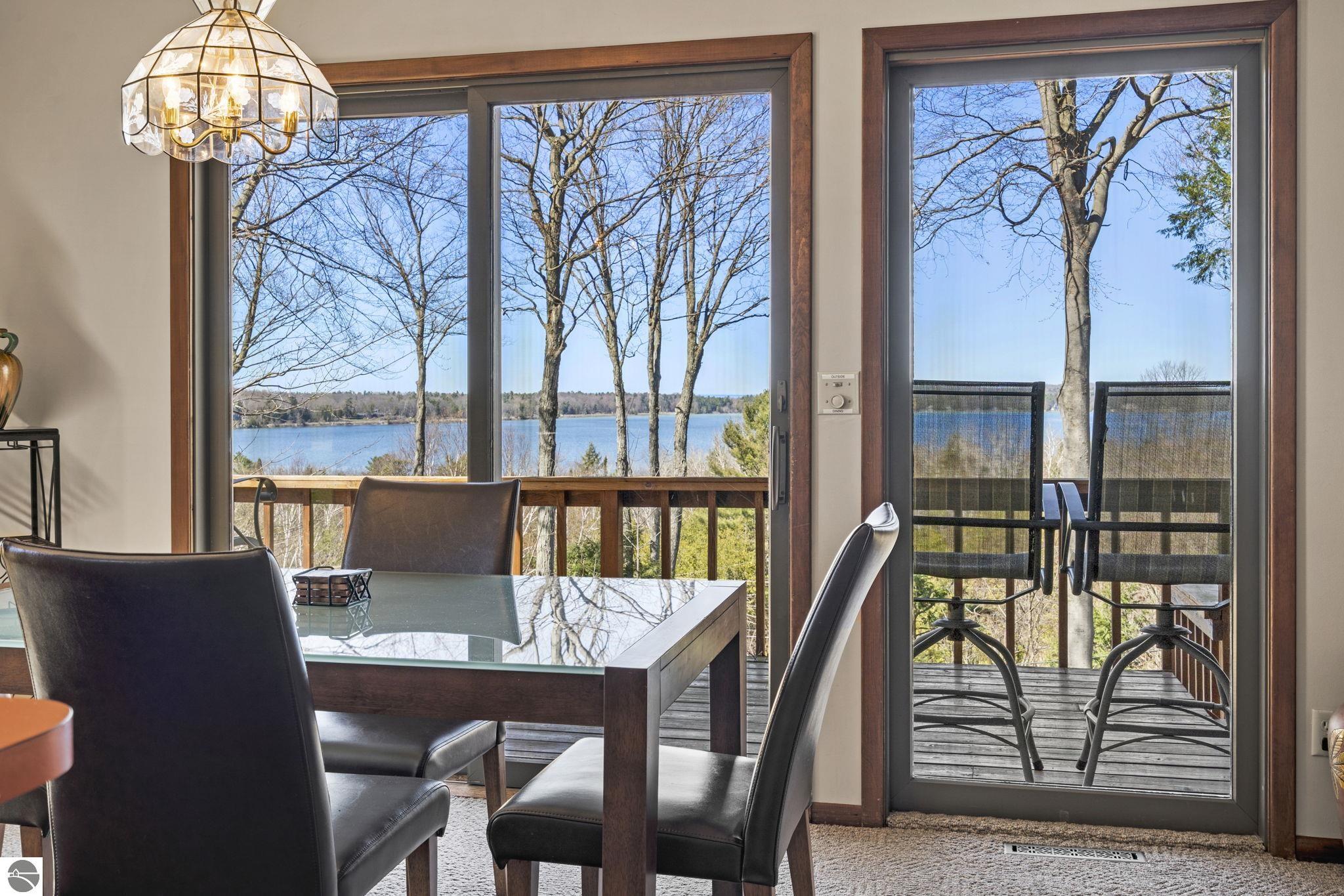 4692 E Duck Lake Road