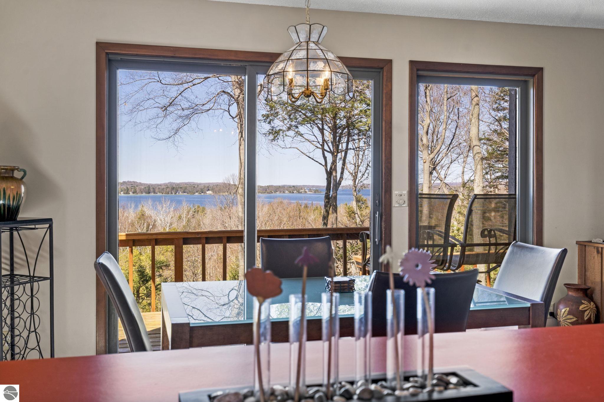 4692 E Duck Lake Road