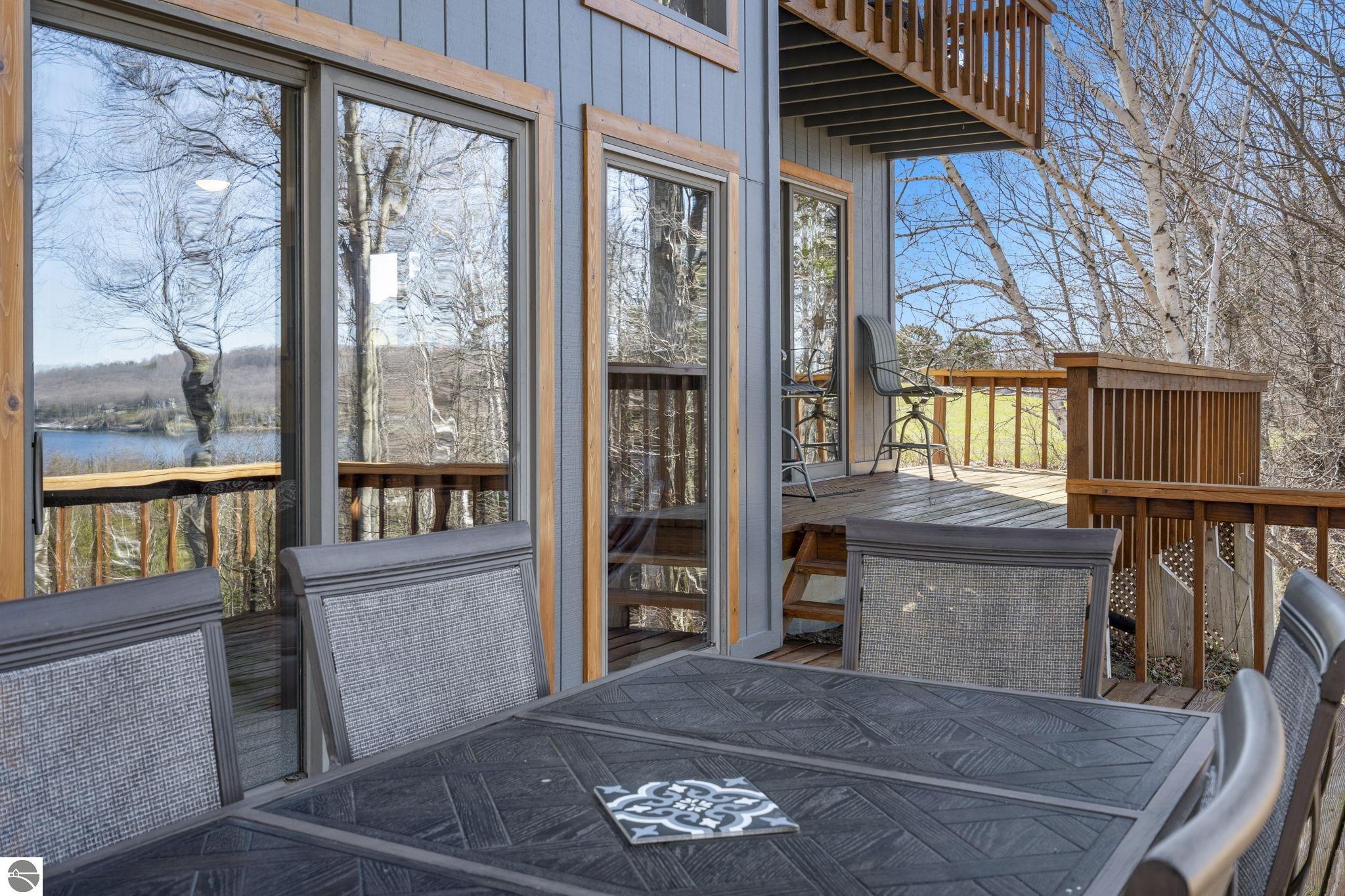 4692 E Duck Lake Road