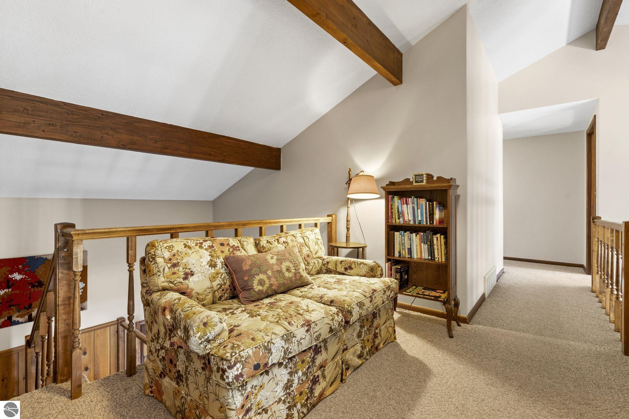 4692 E Duck Lake Road