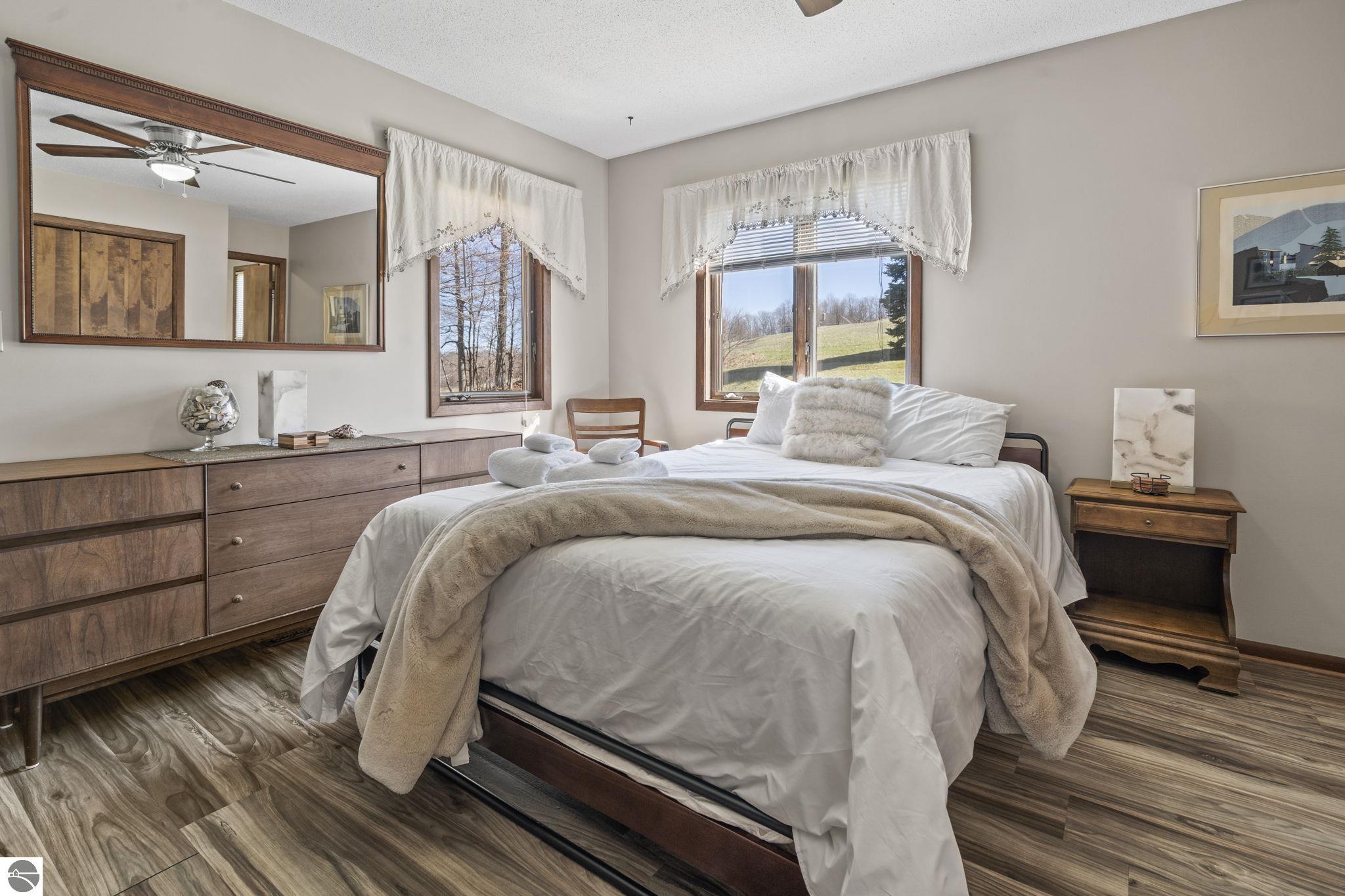 4692 E Duck Lake Road