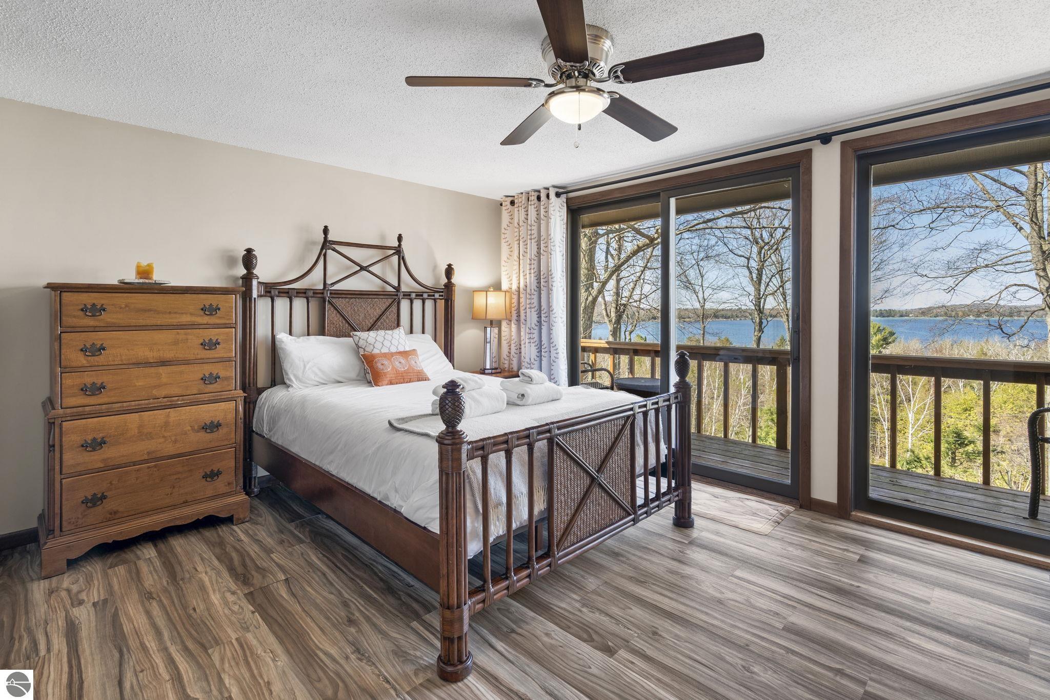 4692 E Duck Lake Road