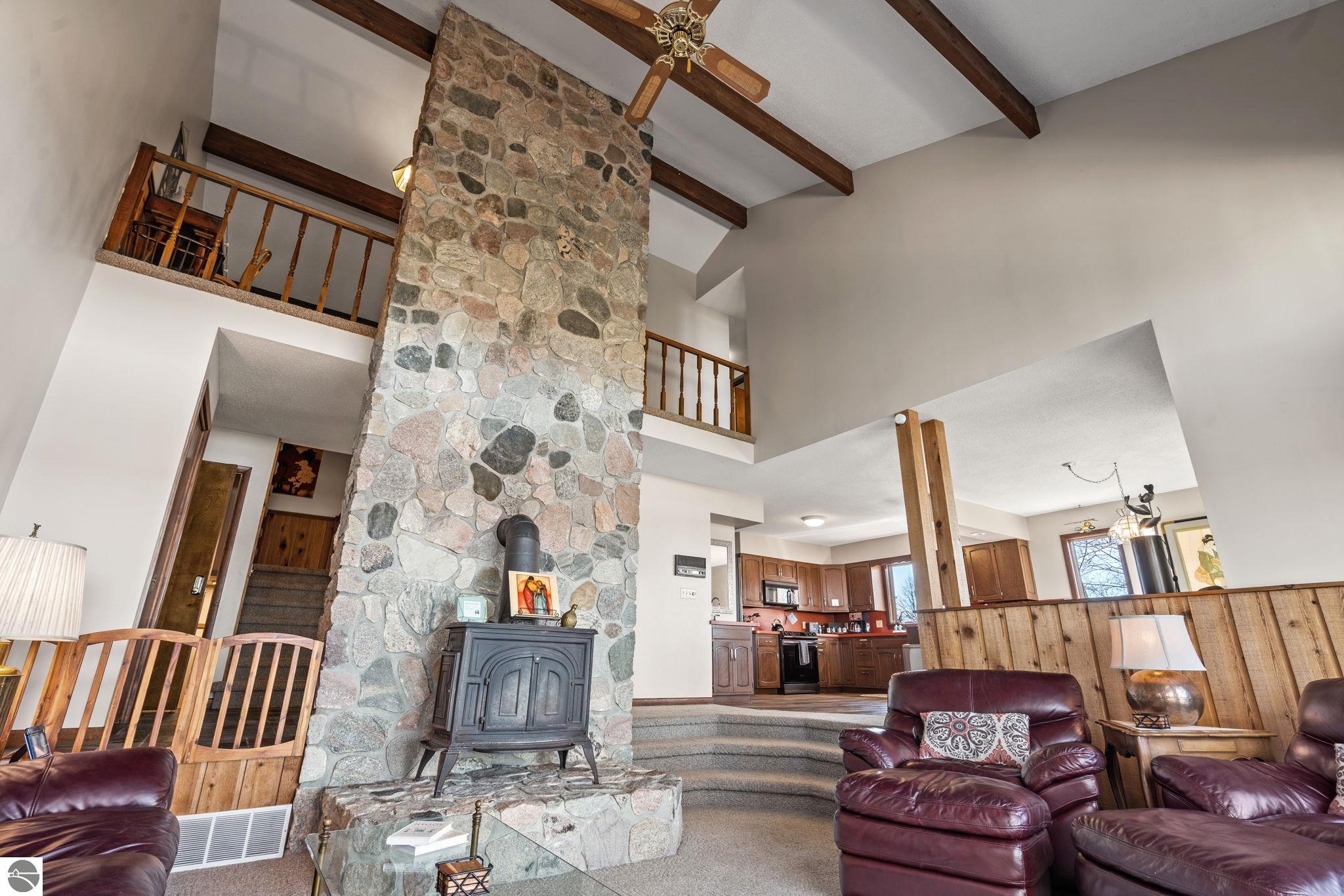 4692 E Duck Lake Road