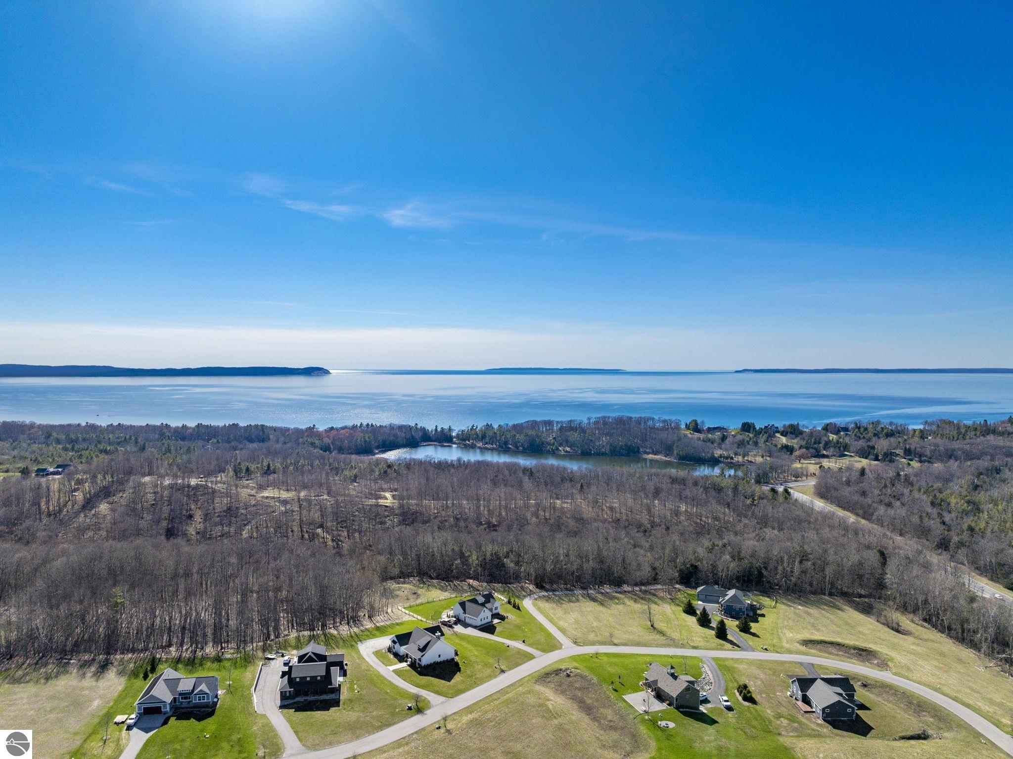 4692 E Duck Lake Road