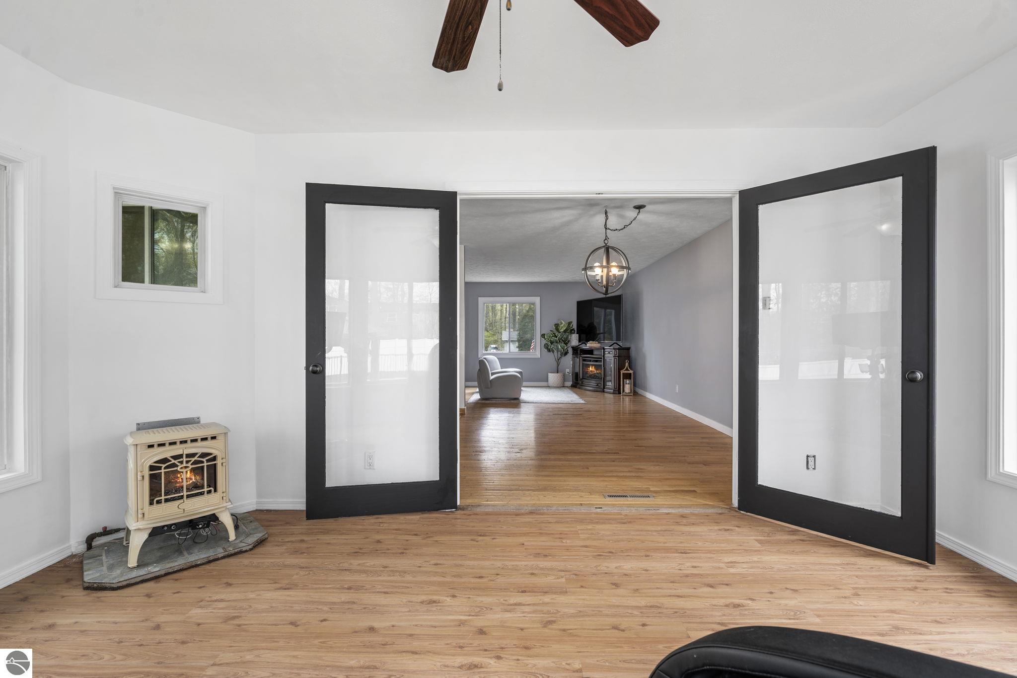 1891 Hummingbird Lane
